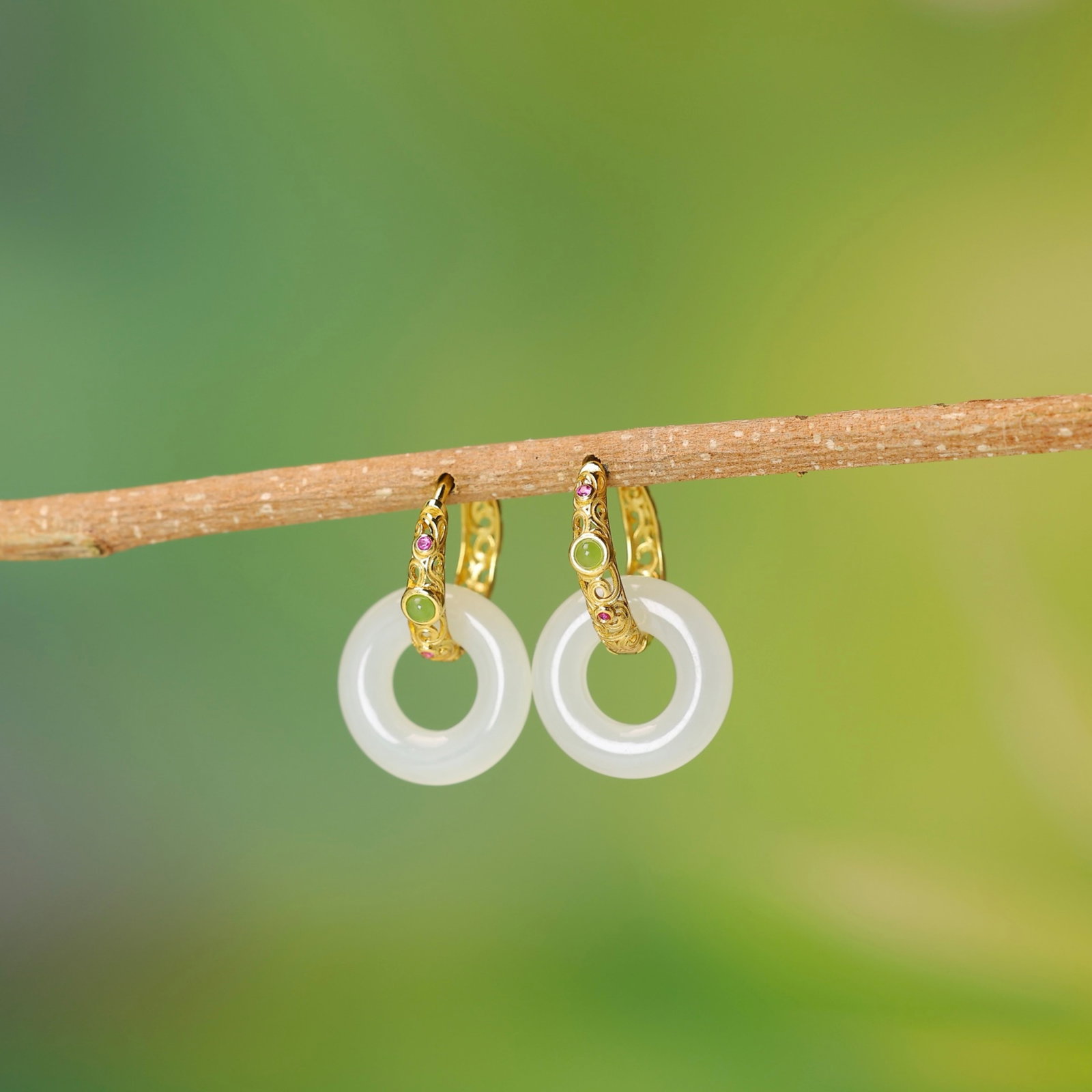 A Pair of Exquisite Sterling Silver-Gold Plated Inlaid White Jade Earrings - 4