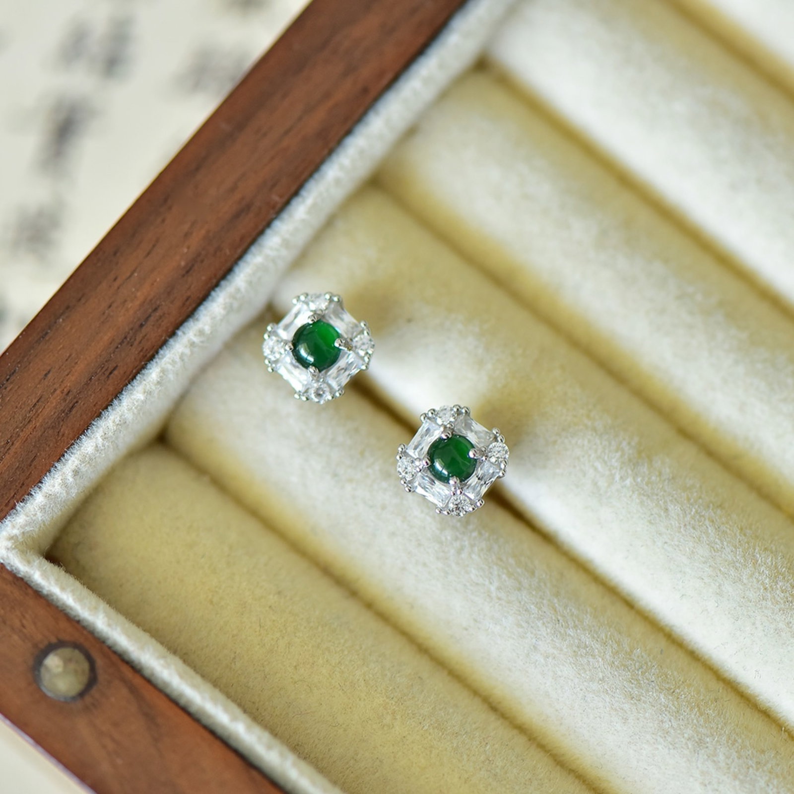 A Pair of Exquisite Sterling Silver Inlaid Jadeite Earrings,Inlaid Diamond - 3