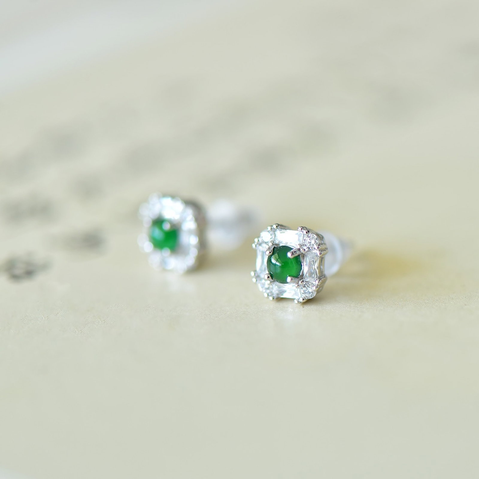 A Pair of Exquisite Sterling Silver Inlaid Jadeite Earrings,Inlaid Diamond - 4