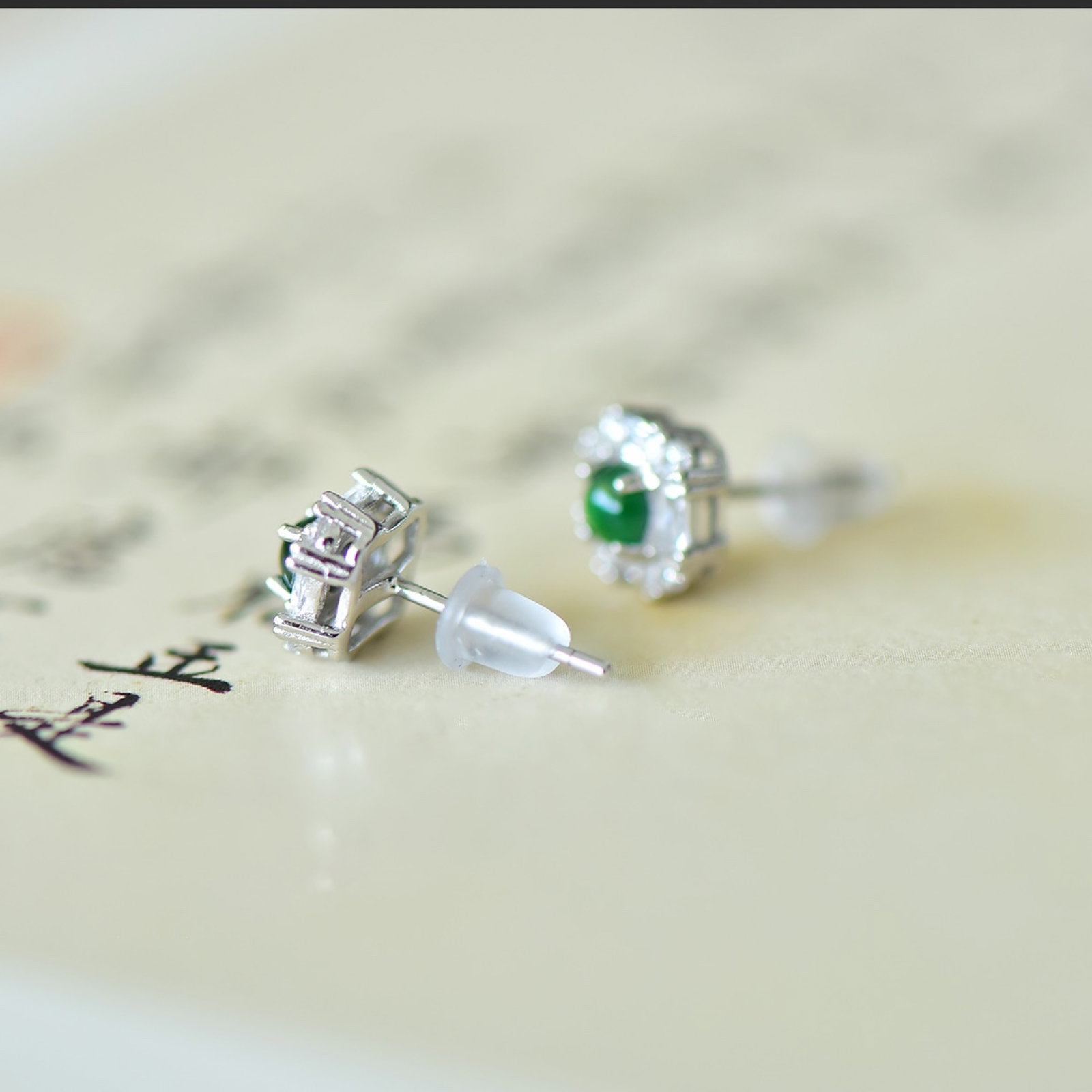 A Pair of Exquisite Sterling Silver Inlaid Jadeite Earrings,Inlaid Diamond - 5