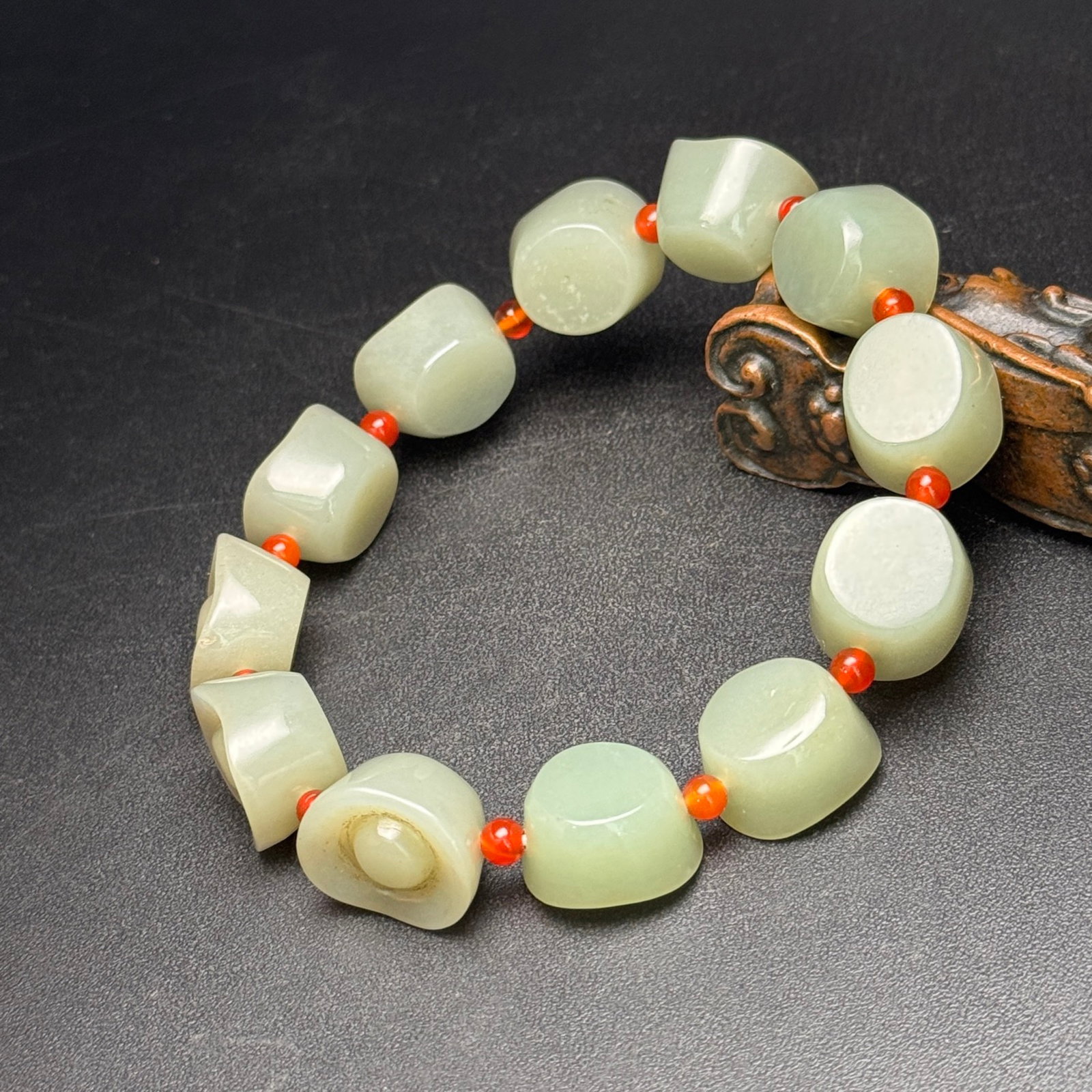 An Exquisite White Jade Ingot Bracelets - 4