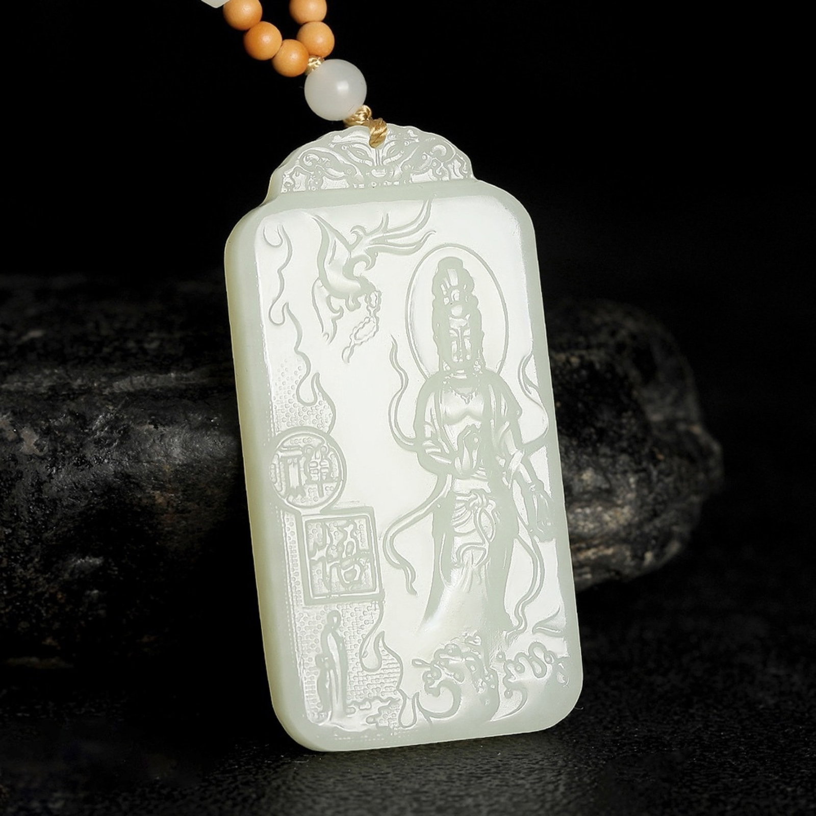 An Exquisite White Jade Statue of Avalokitesvara Pendant - 2