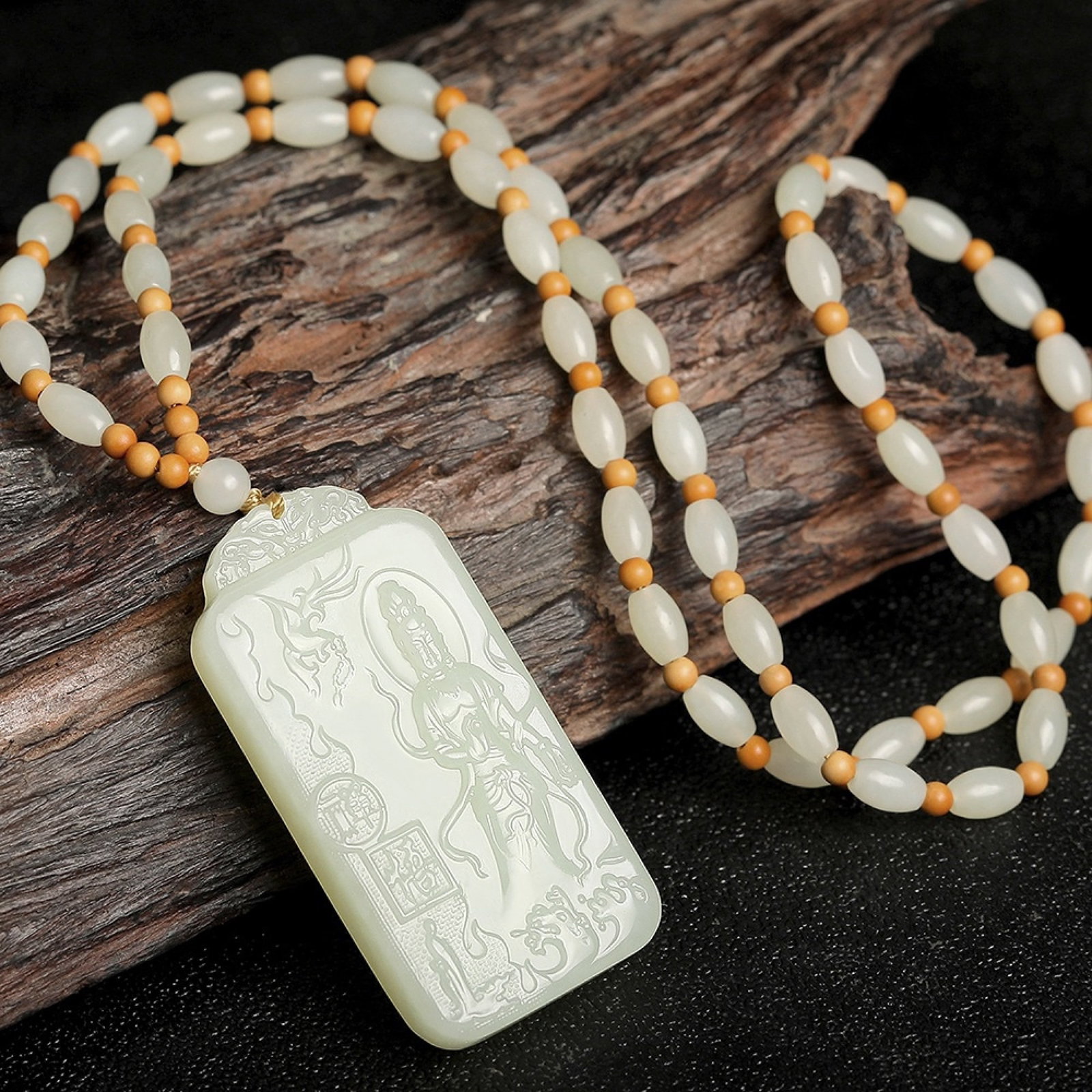 An Exquisite White Jade Statue of Avalokitesvara Pendant - 6
