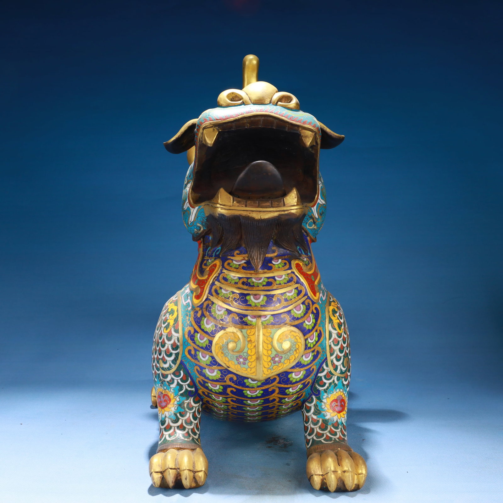 A Pair of Exquisite Cloisonne Lotus Pattern Kylin Ornament - 3