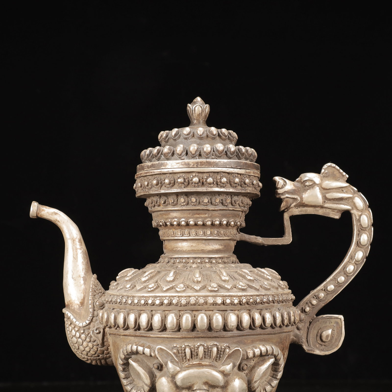 An Exquisite Silver-Plated Bronze Beast-Face Pattern Ewer - 2