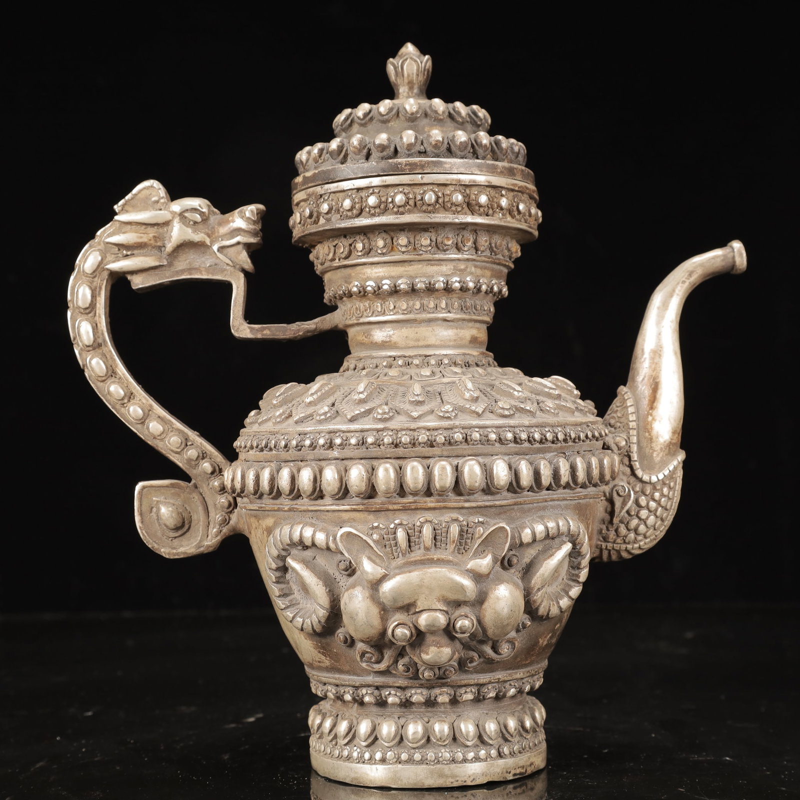 An Exquisite Silver-Plated Bronze Beast-Face Pattern Ewer - 9