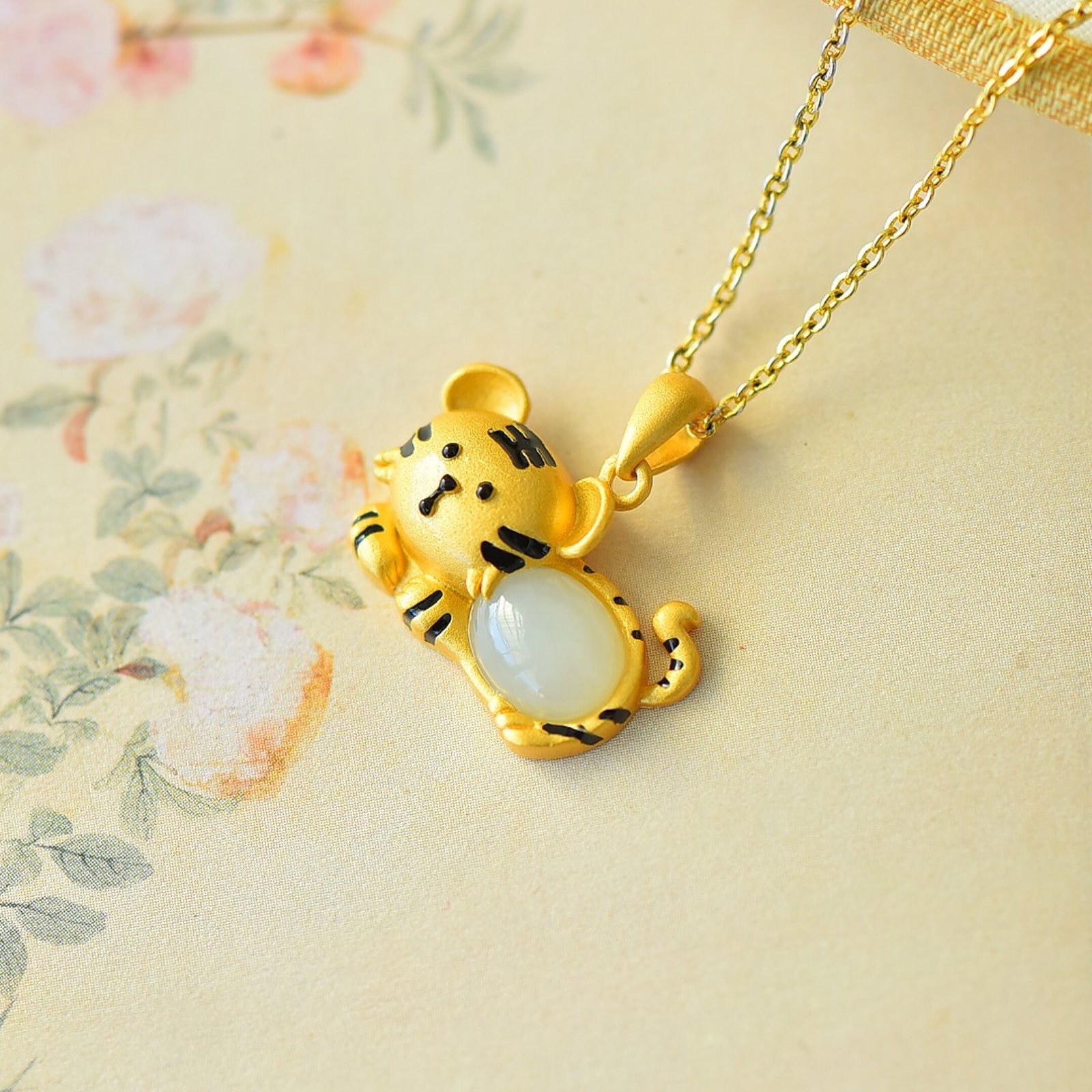 An Exquisite Sterling Silver-Gold Plated Inlaid White Jade Pendant - 2