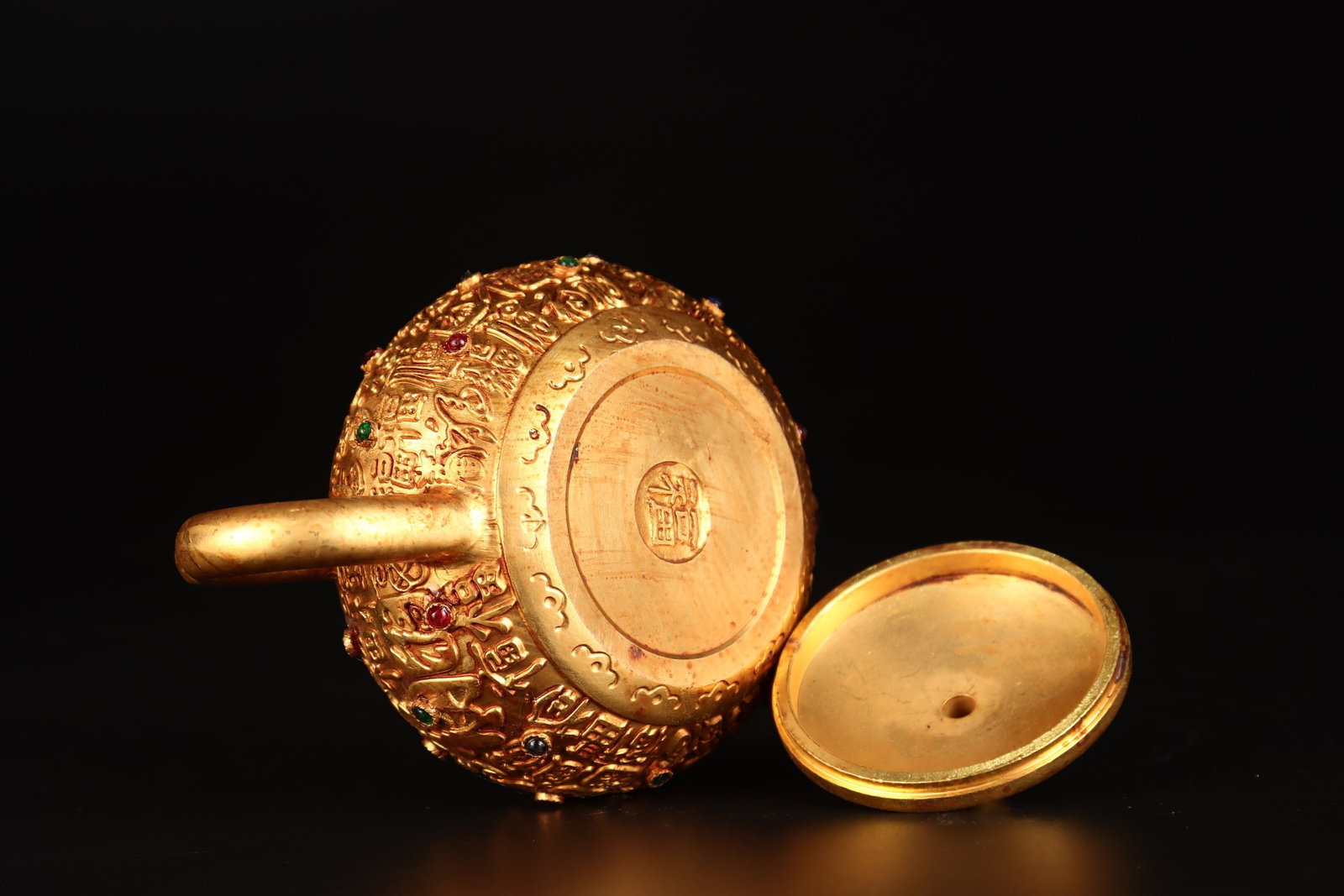 An Exquisite Gilt Bronze Fu-Character Pattern Teapot,Inlaid Gems - 8