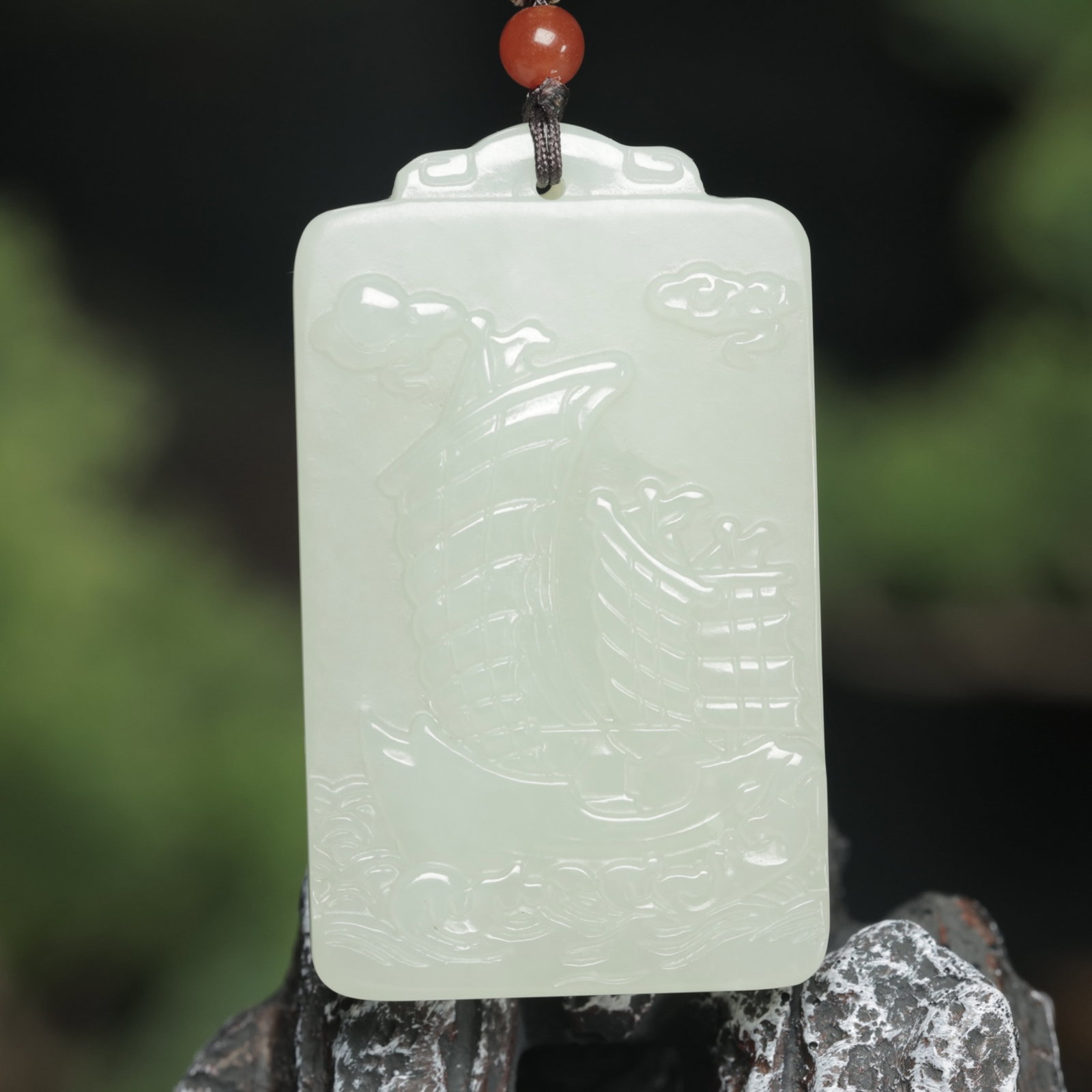 An Exquisite White Jade Auspicious Cloud and Boat Pattern Pendant - 2