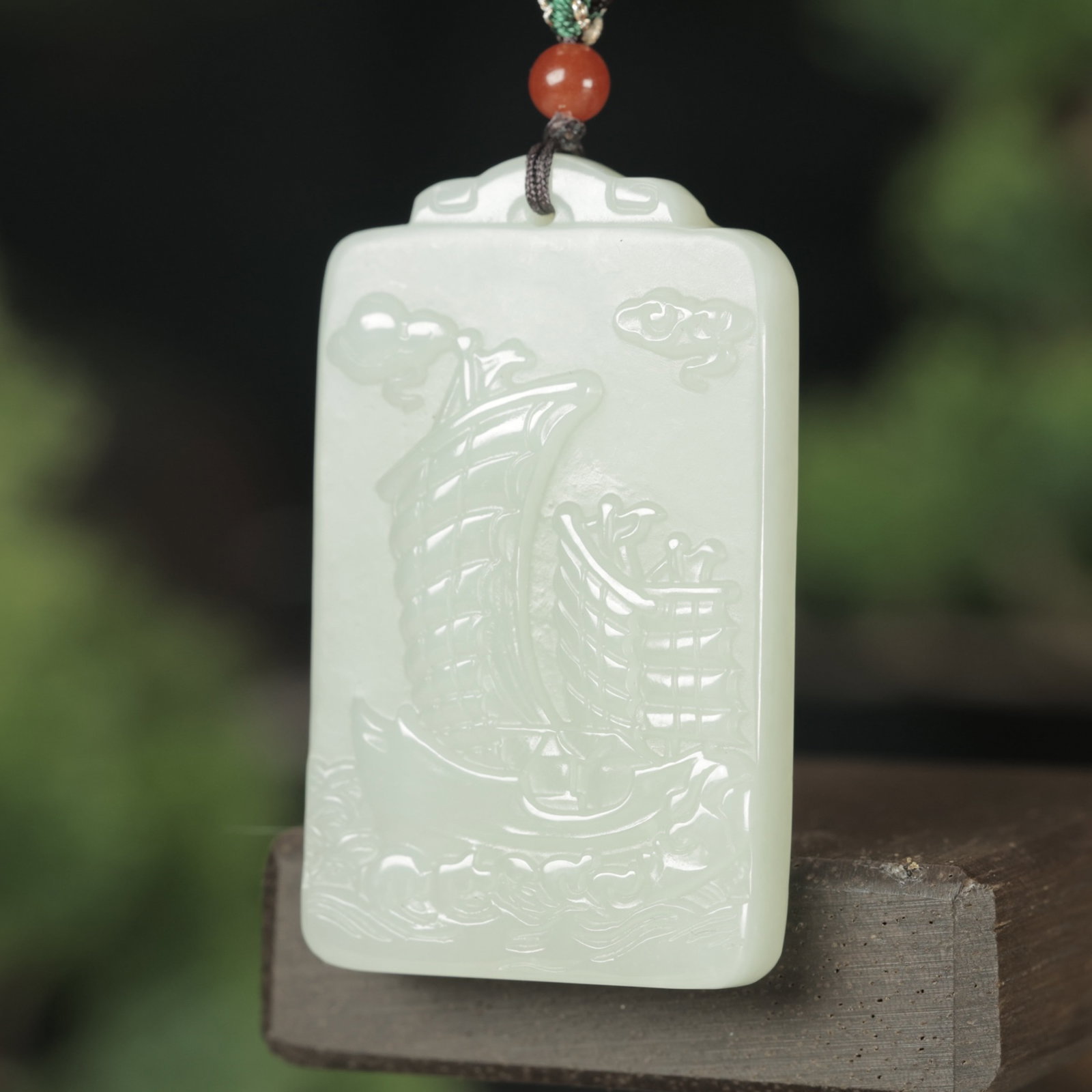 An Exquisite White Jade Auspicious Cloud and Boat Pattern Pendant - 4