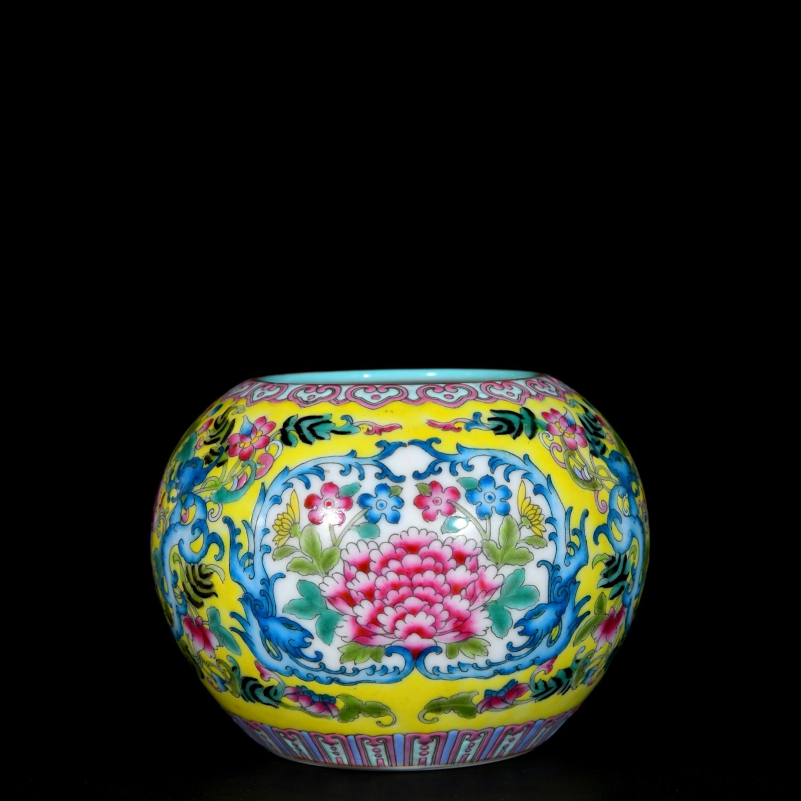 An Exquisite Yellow Ground Enamel Flower and Dragon Pattern Brush Washer: Estimated Value:1200-2400 An Exquisite Yellow Ground Enamel Flower and Dragon Pattern Brush Washer,Qing Dynasty,China,Qianlong Six-character Mark,Size:4.5inx5.3in 黄地珐琅ô