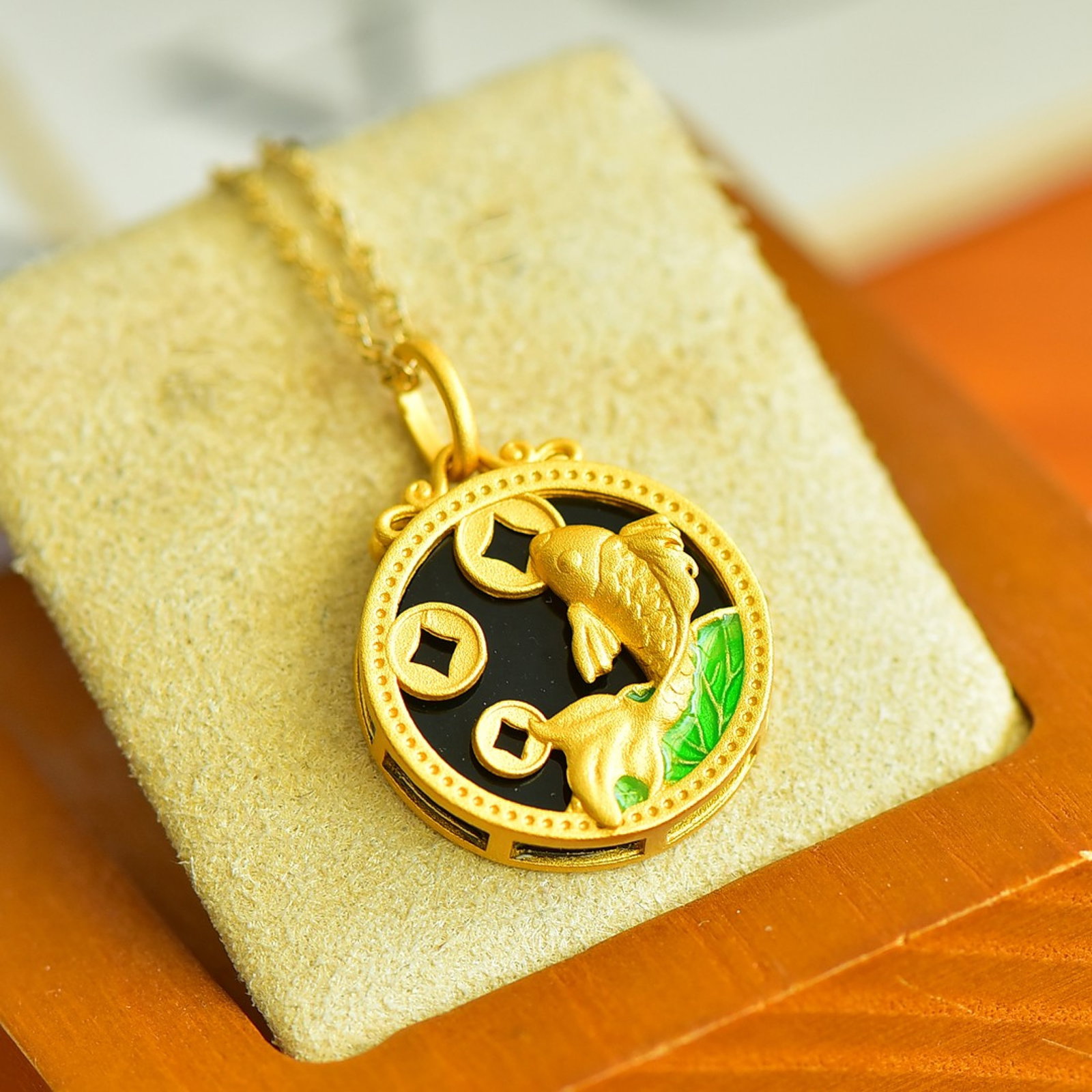 An Exquisite Sterling Silver-Gold Plated Inlaid Black Jade Pendant - 2