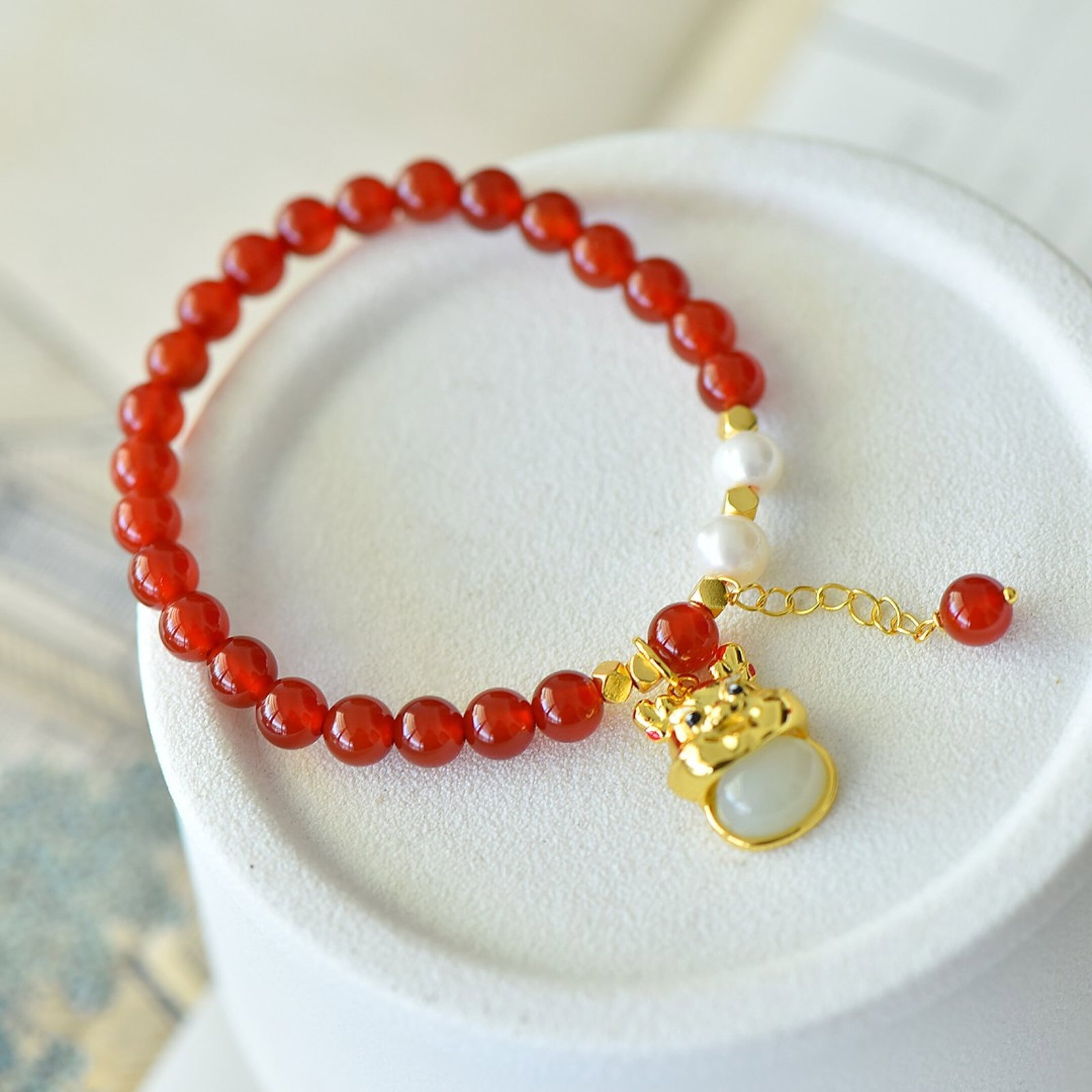An Exquisite Sterling Silver-Gold Plated Inlaid Agate Bracelet,Inlaid White Jade and Pearl - 3
