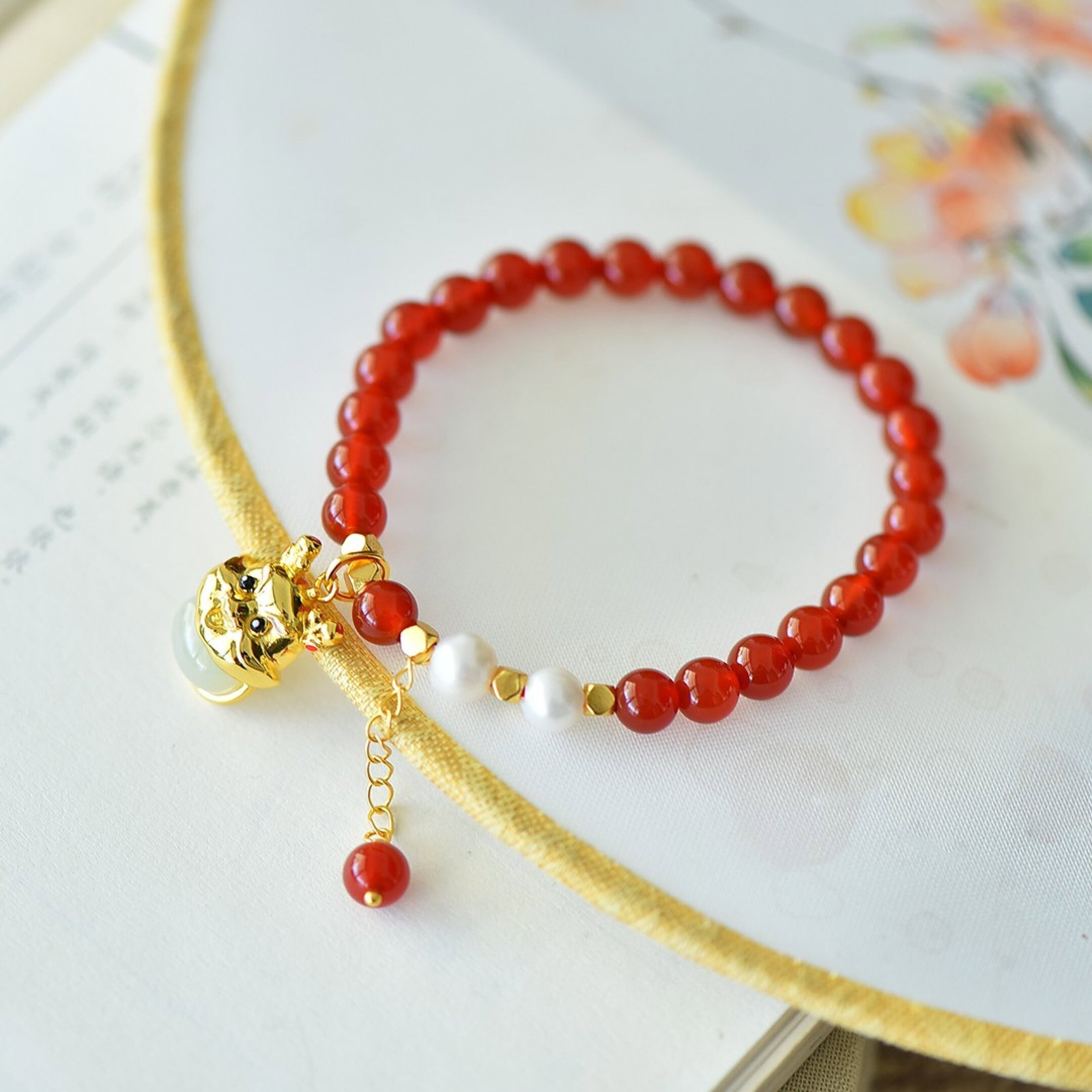 An Exquisite Sterling Silver-Gold Plated Inlaid Agate Bracelet,Inlaid White Jade and Pearl - 4