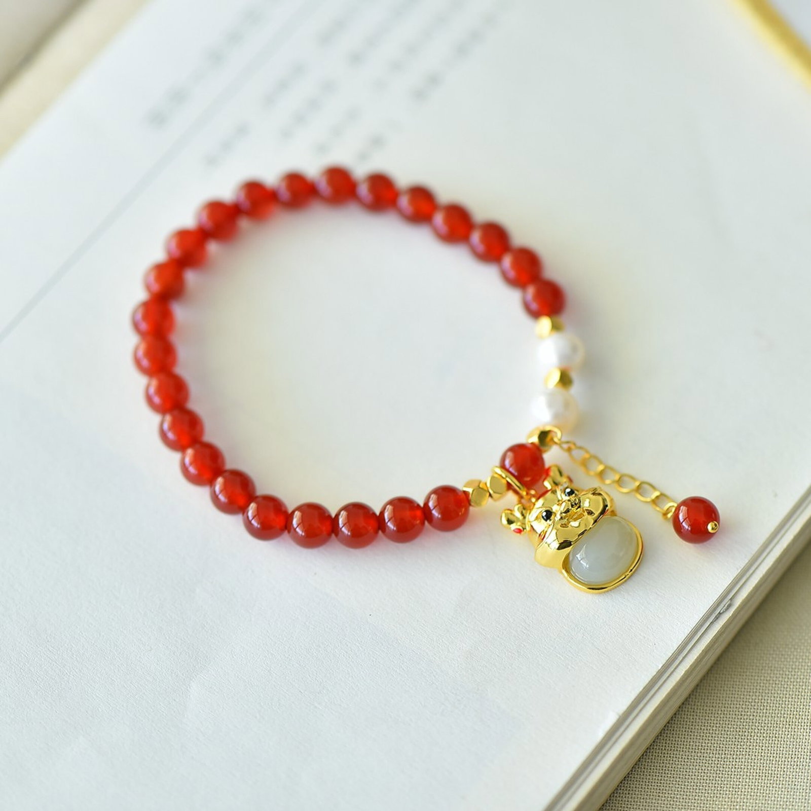 An Exquisite Sterling Silver-Gold Plated Inlaid Agate Bracelet,Inlaid White Jade and Pearl - 5