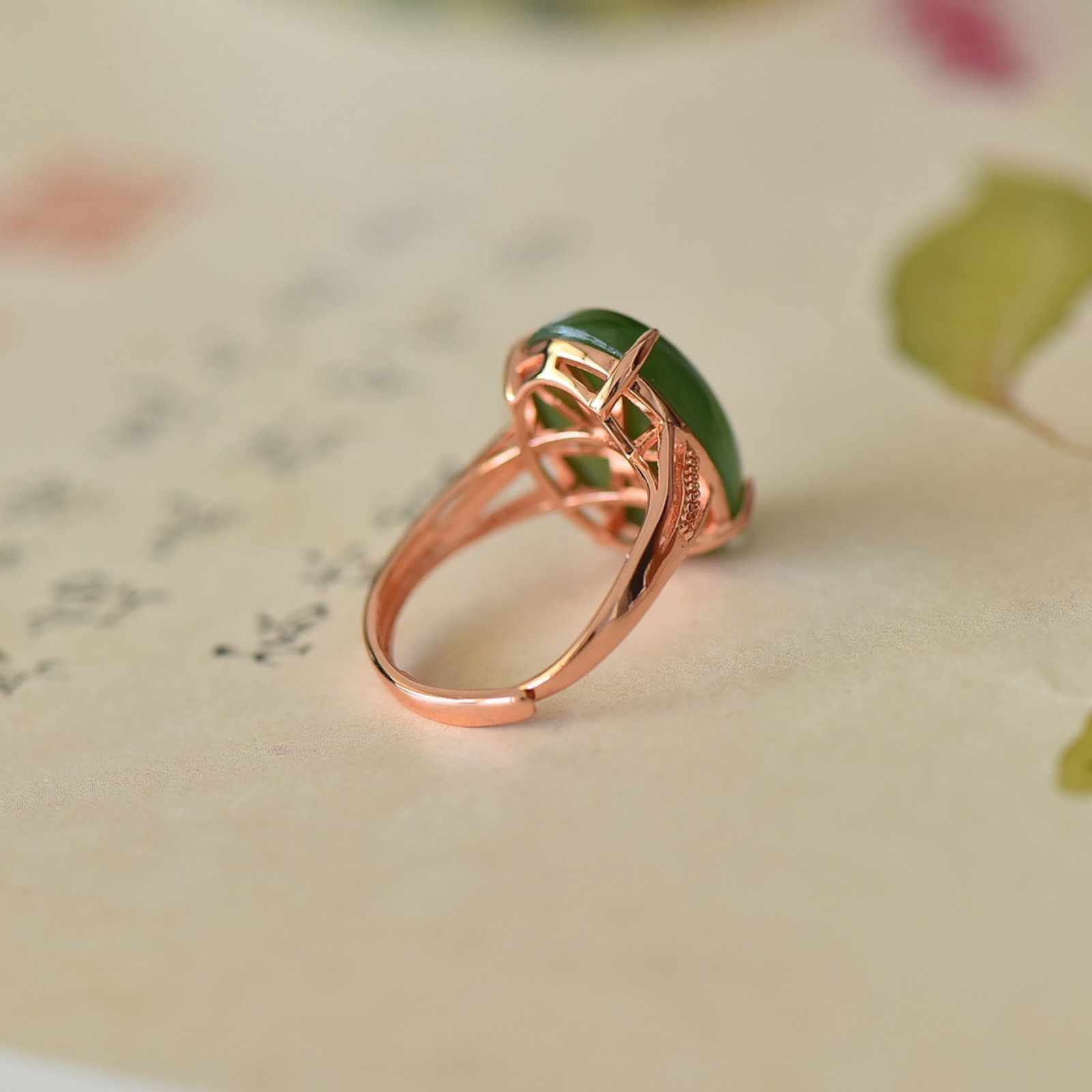 An Exquisite Sterling Silver-Gold Plated Inlaid Jasper Ring - 5