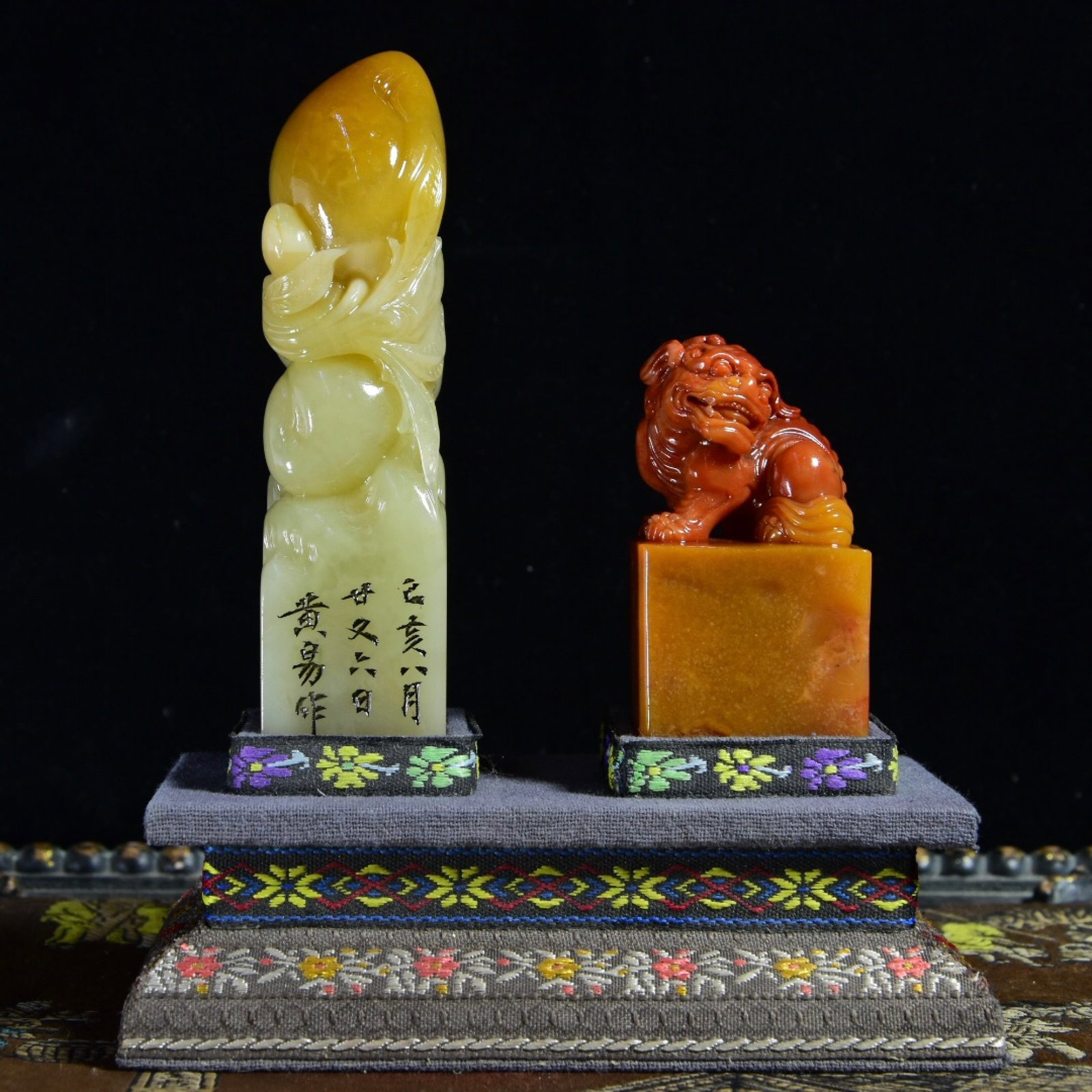 A Set of Fine Shoushan Stone Auspicious Beast Pattern Seals - 2