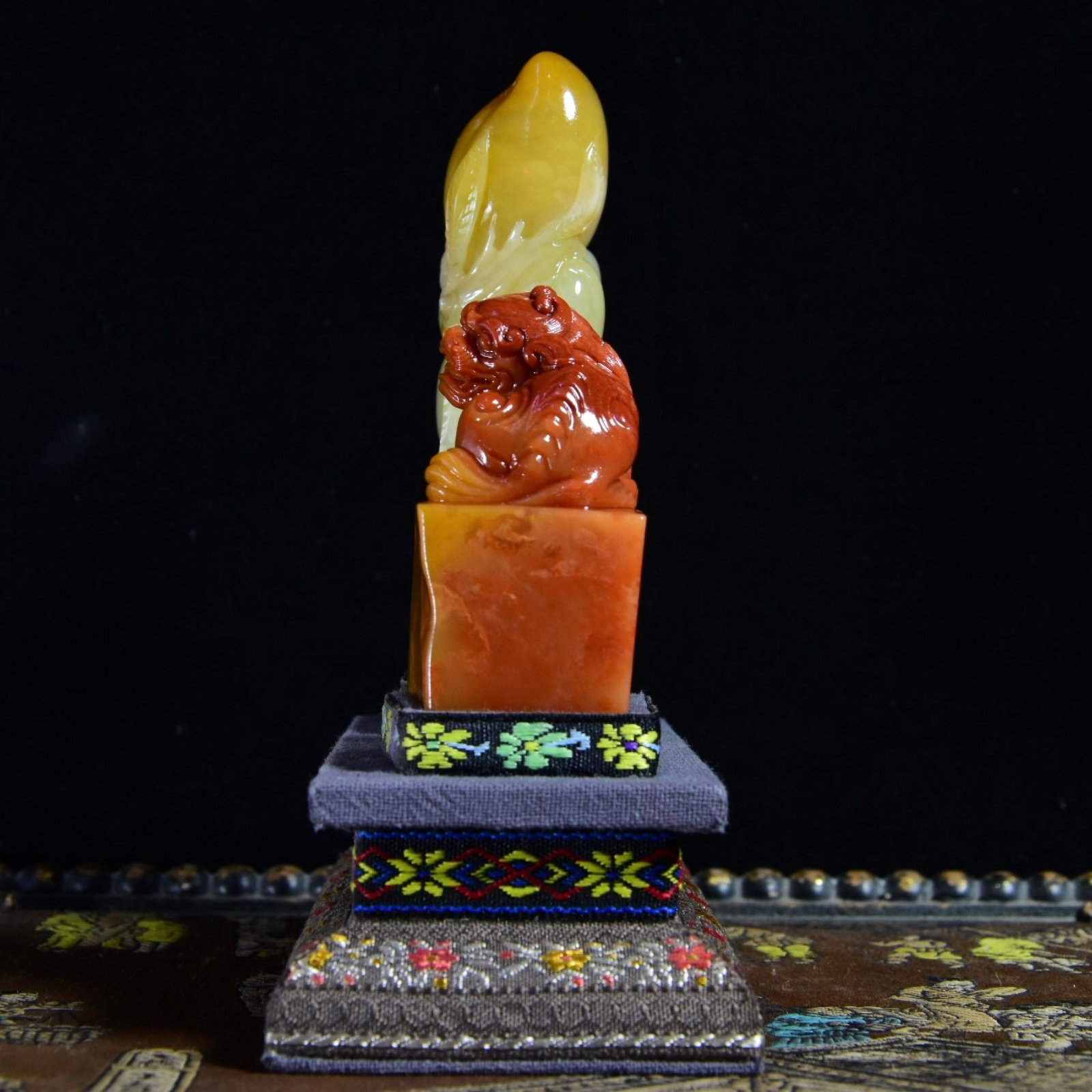 A Set of Fine Shoushan Stone Auspicious Beast Pattern Seals - 5