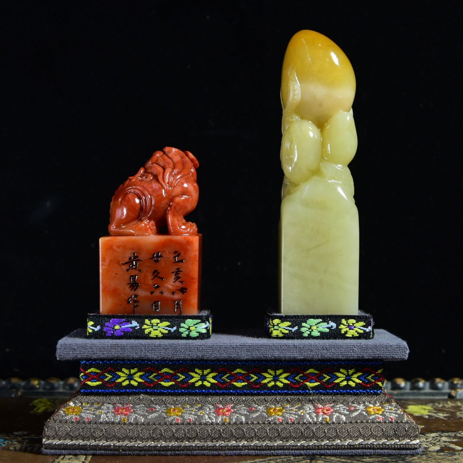 A Set of Fine Shoushan Stone Auspicious Beast Pattern Seals - 6