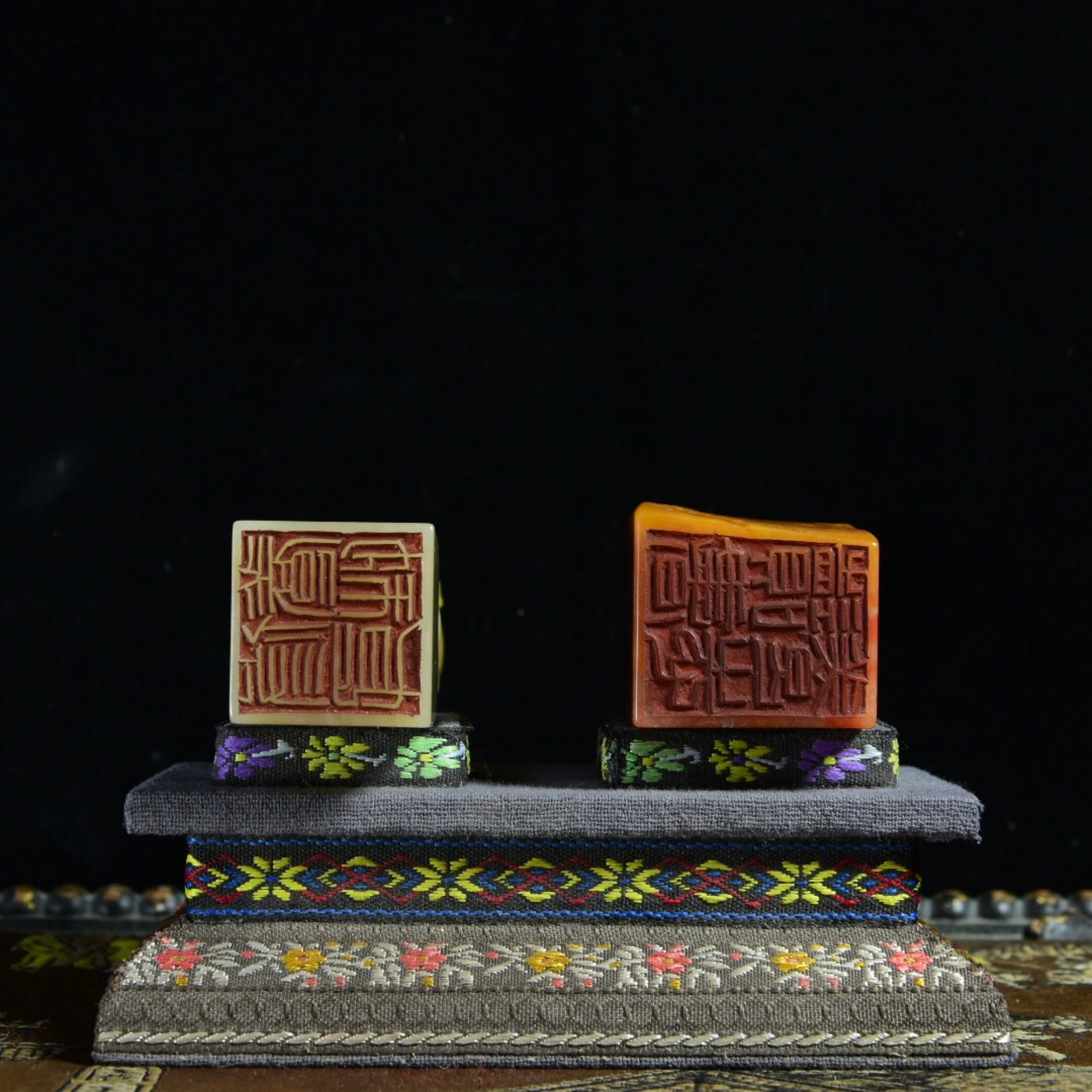 A Set of Fine Shoushan Stone Auspicious Beast Pattern Seals - 8