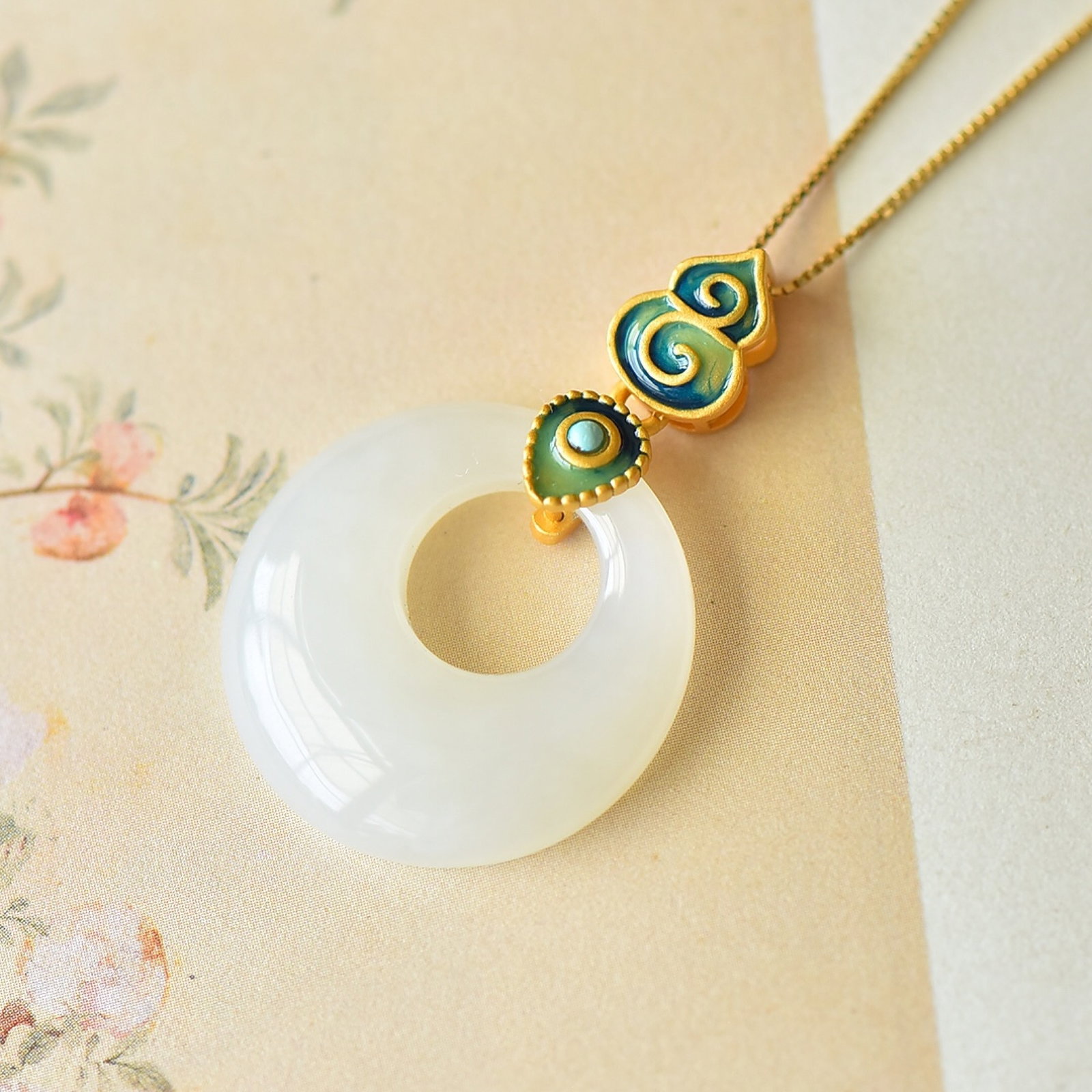 An Exquisite Sterling Silver-Gold Plated Inlaid White Jade Pendant - 3