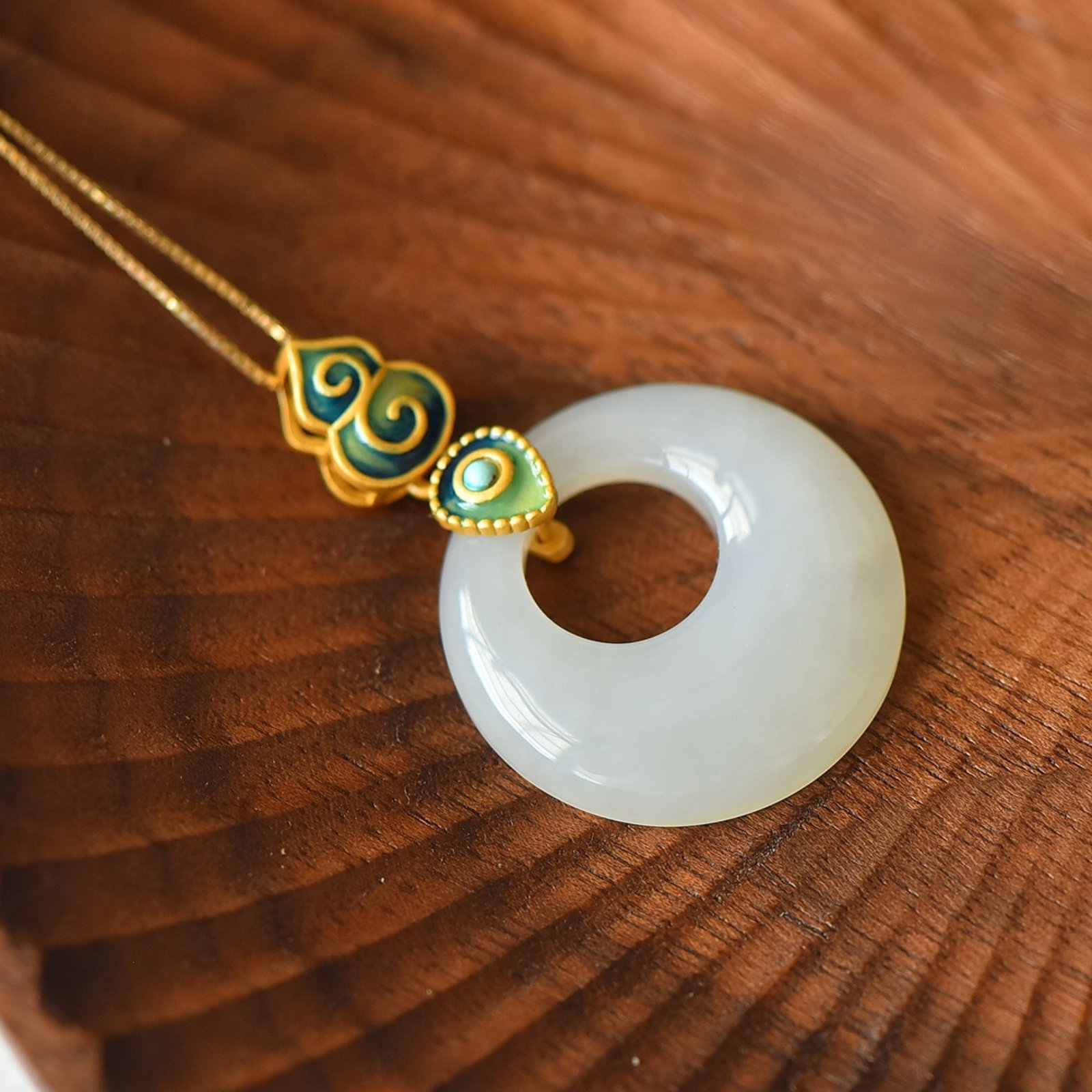 An Exquisite Sterling Silver-Gold Plated Inlaid White Jade Pendant - 4