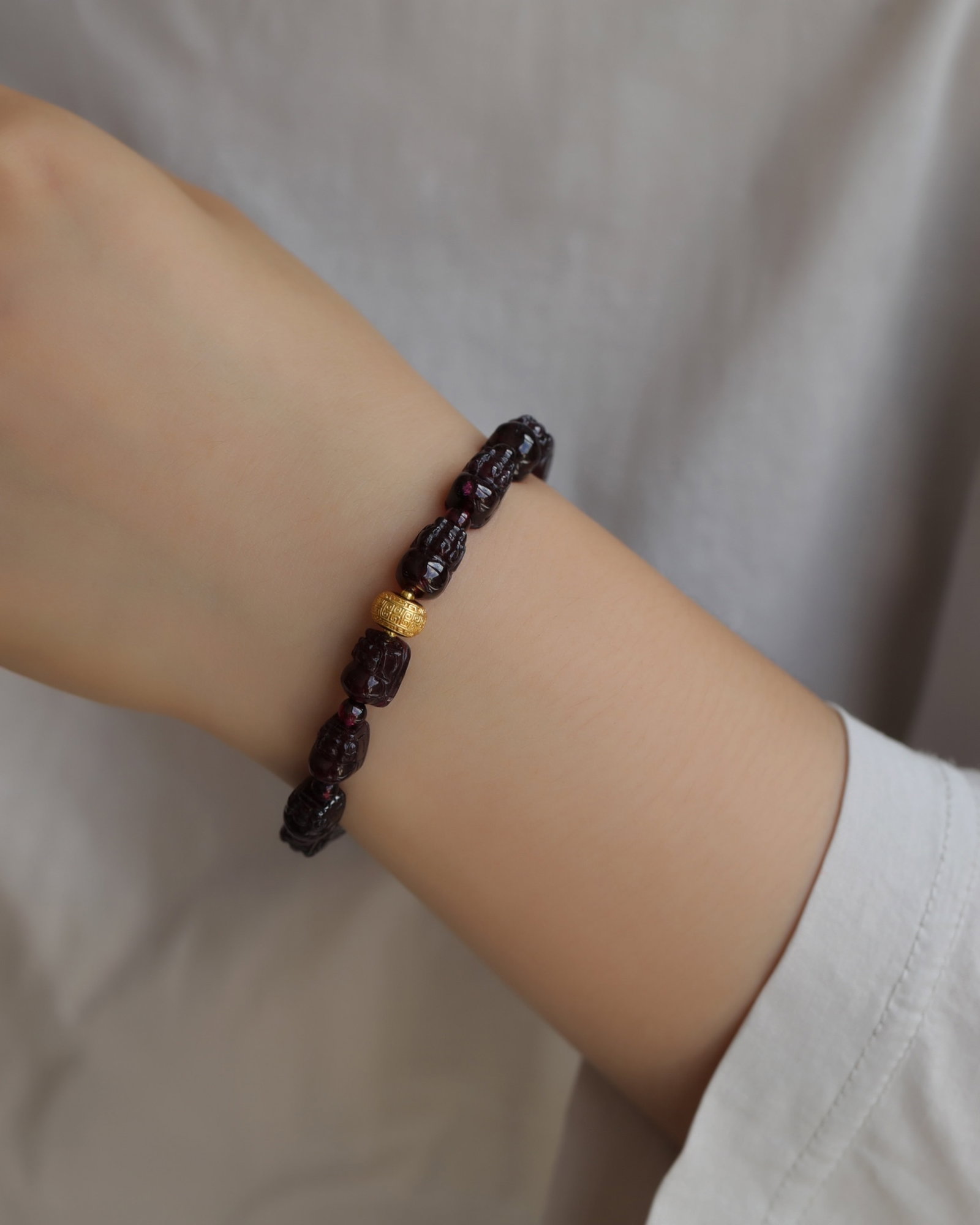 An Exquisite Crystal Bracelets - 8