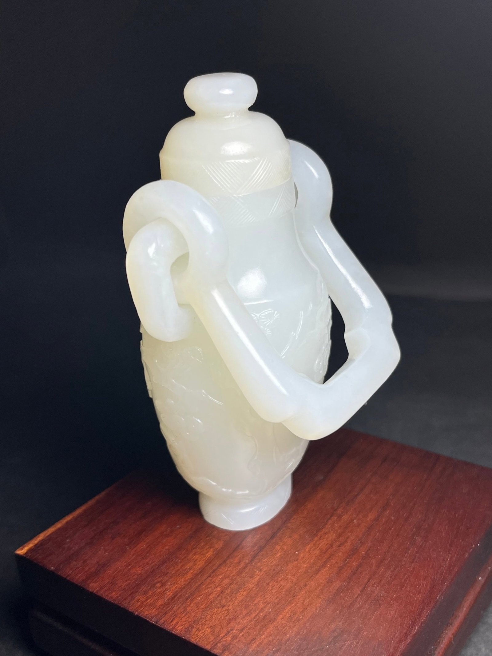 An Exquisite White Jade Landscape and Figure Pattern Double-Ears Bottle - 6