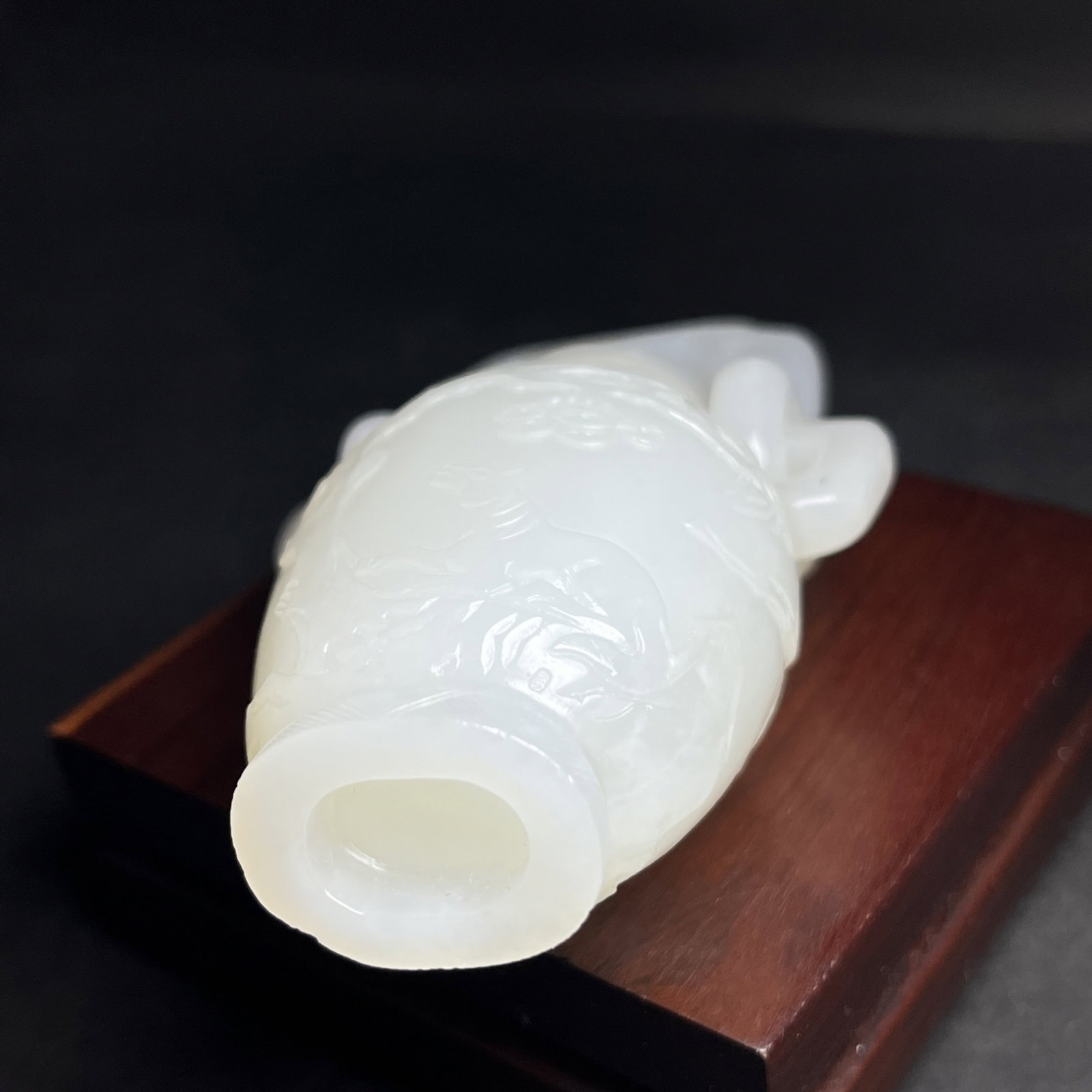 An Exquisite White Jade Landscape and Figure Pattern Double-Ears Bottle - 7