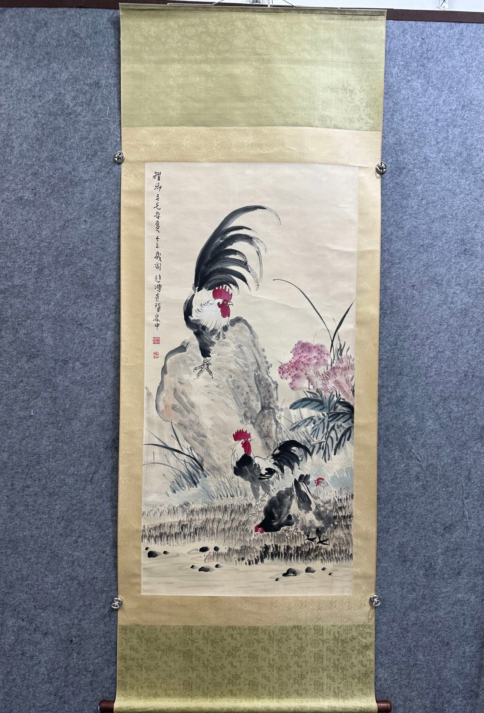 A Chinese Vertical Scroll Ink Painting of Flower and Rooster on Paper,Xu Beihong: Estimated Value:2400-4800 A Chinese Vertical Scroll Ink Painting of Flower and Rooster on Paper,Xu Beihong,Size:(Without frame)26.4inx54.3in