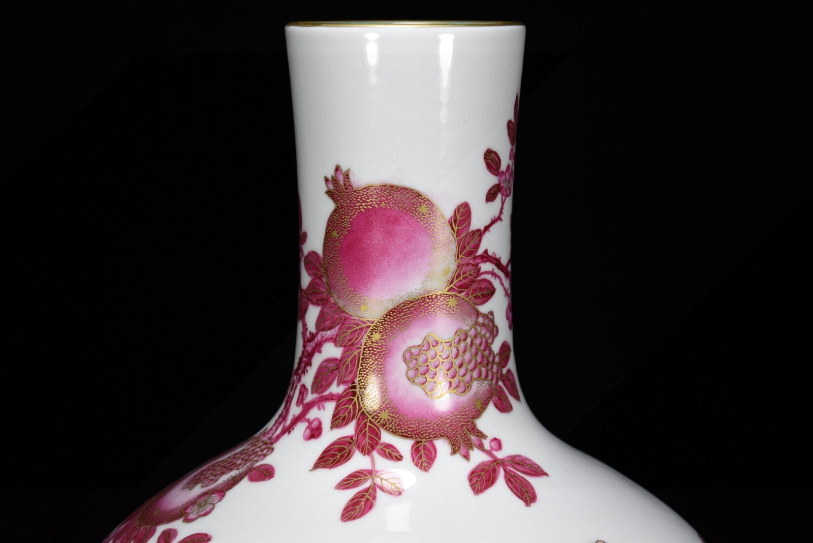 A Huge Ruby Red-Glazed Painted Gold Flower and Rooster Pattern Vase,With Poem - 5
