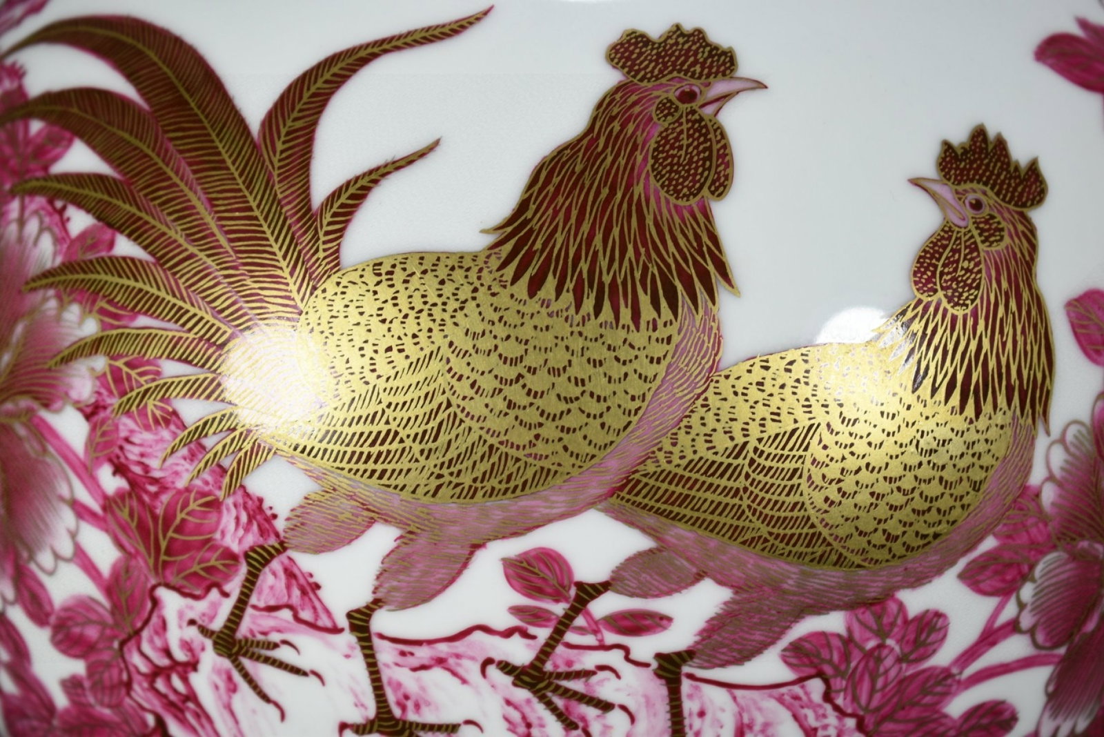 A Huge Ruby Red-Glazed Painted Gold Flower and Rooster Pattern Vase,With Poem - 6
