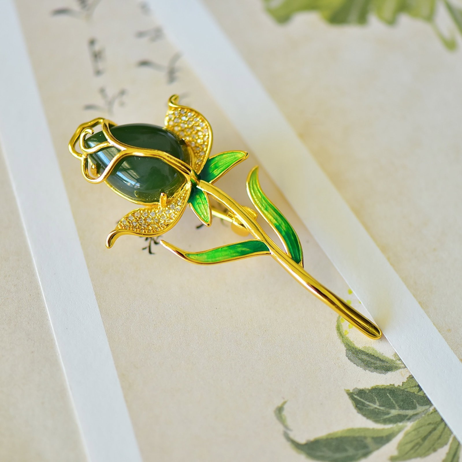 An Exquisite Sterling Silver-Gold Plated Inlaid Jasper Enamel Brooch - 3