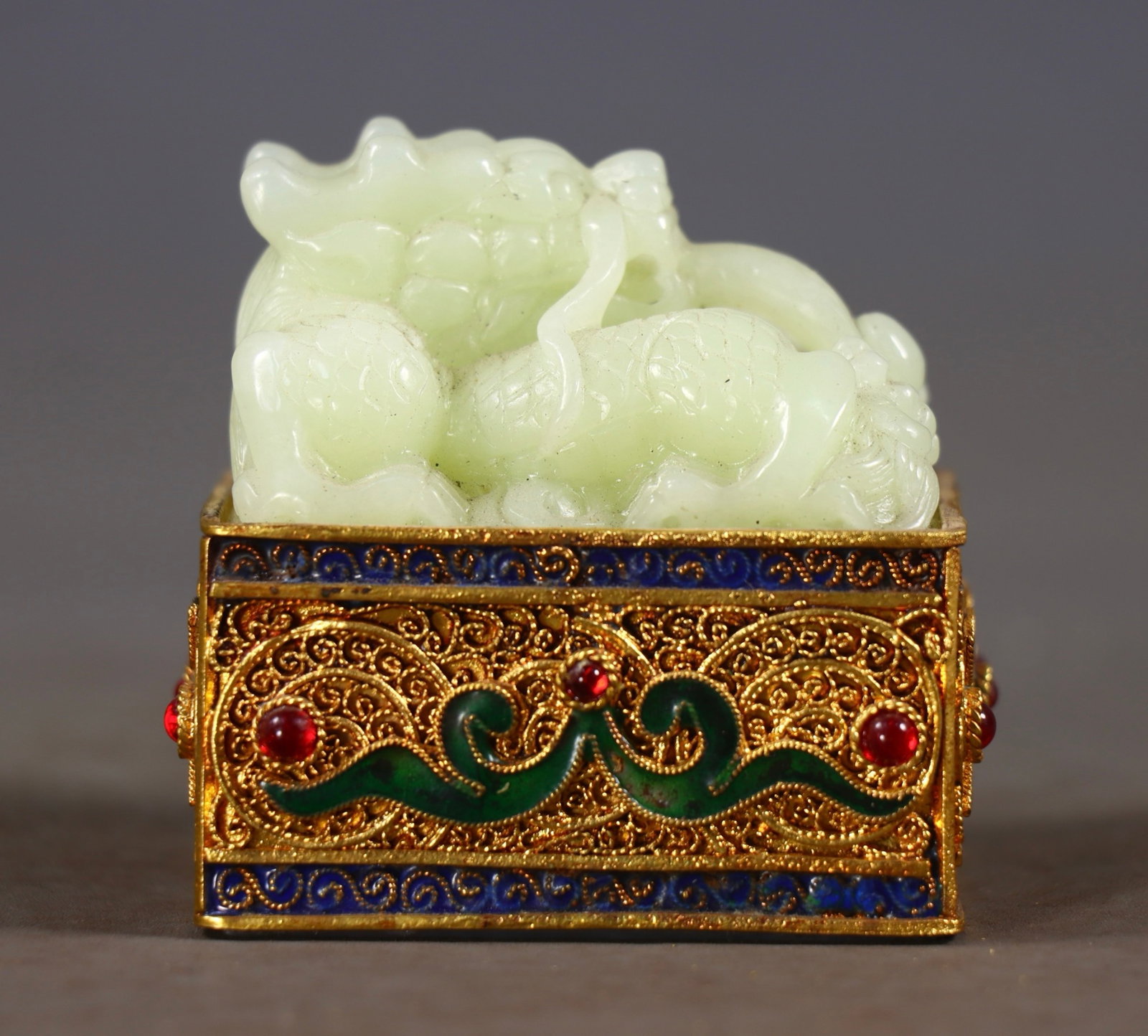 A Set of Fine White Jade Cover with Gold Dragon Pattern Ornaments,With Poem,Inlaid Gems - 3