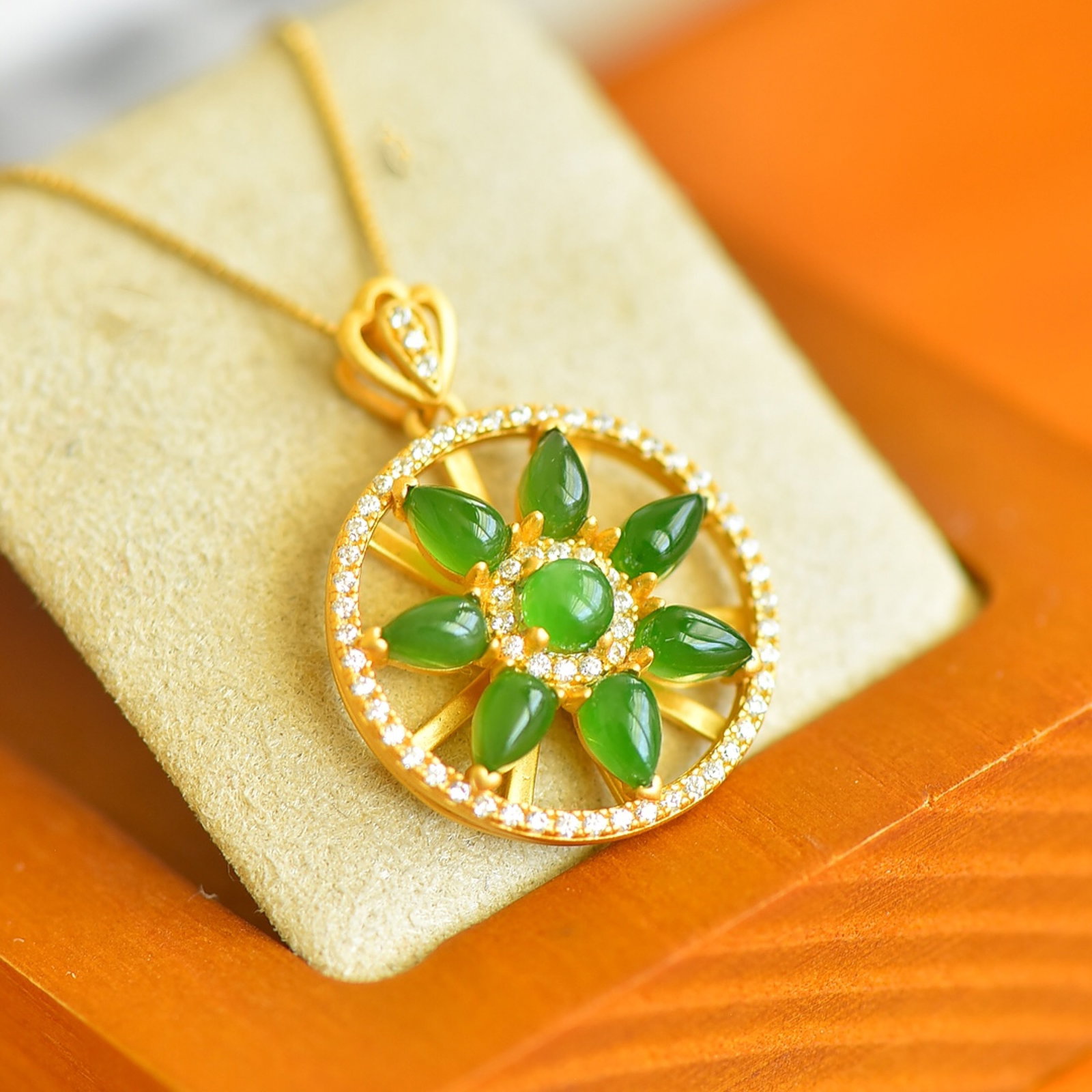An Exquisite Sterling Silver-Gold Plated Inlaid Jasper Pendant , Inlaid Diamond - 4