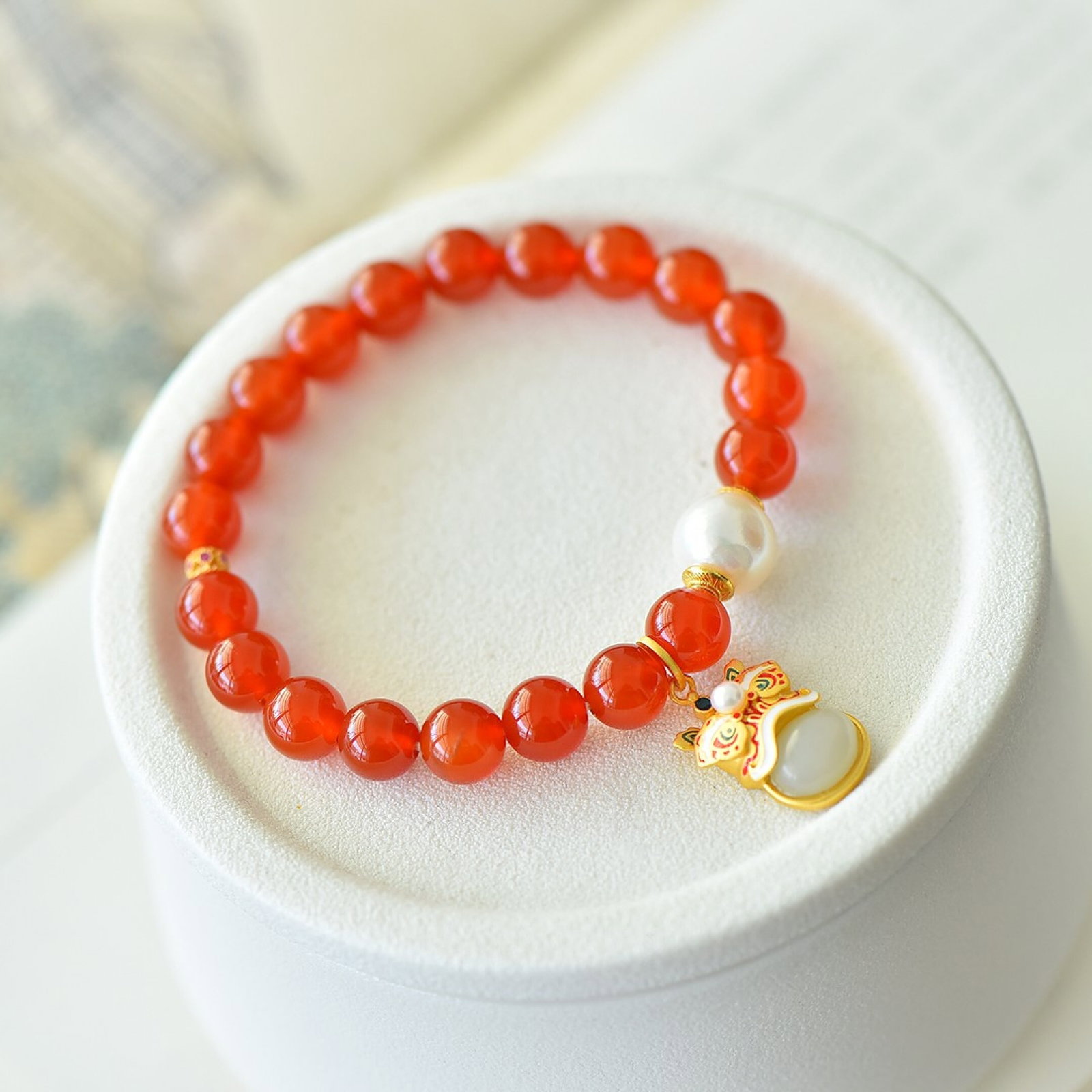 An Exquisite Sterling Silver-Gold Plated Inlaid Agate Bracelet,Inlaid White Jade and Pearl - 3