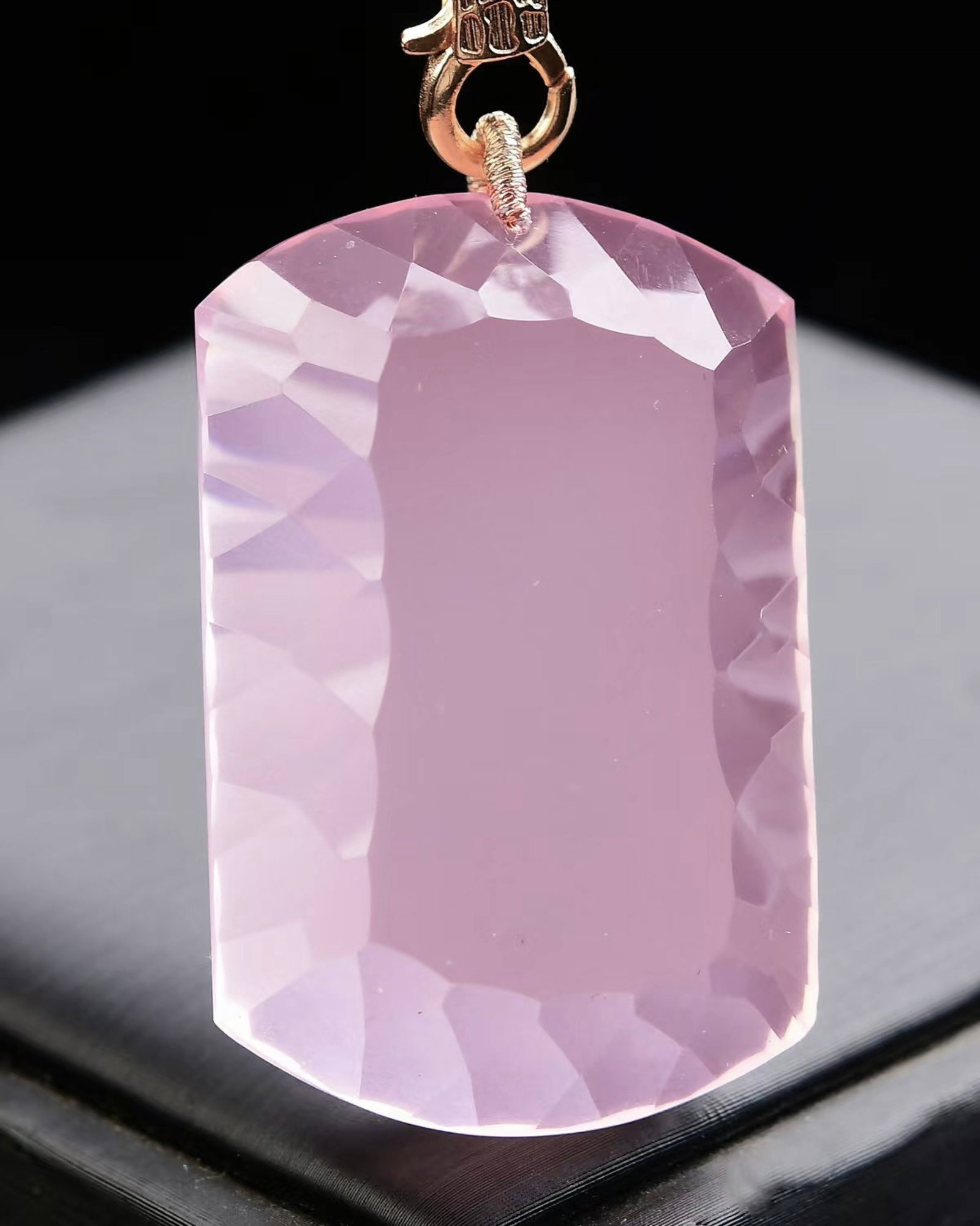 An Exquisite Crystal Pendant - 2