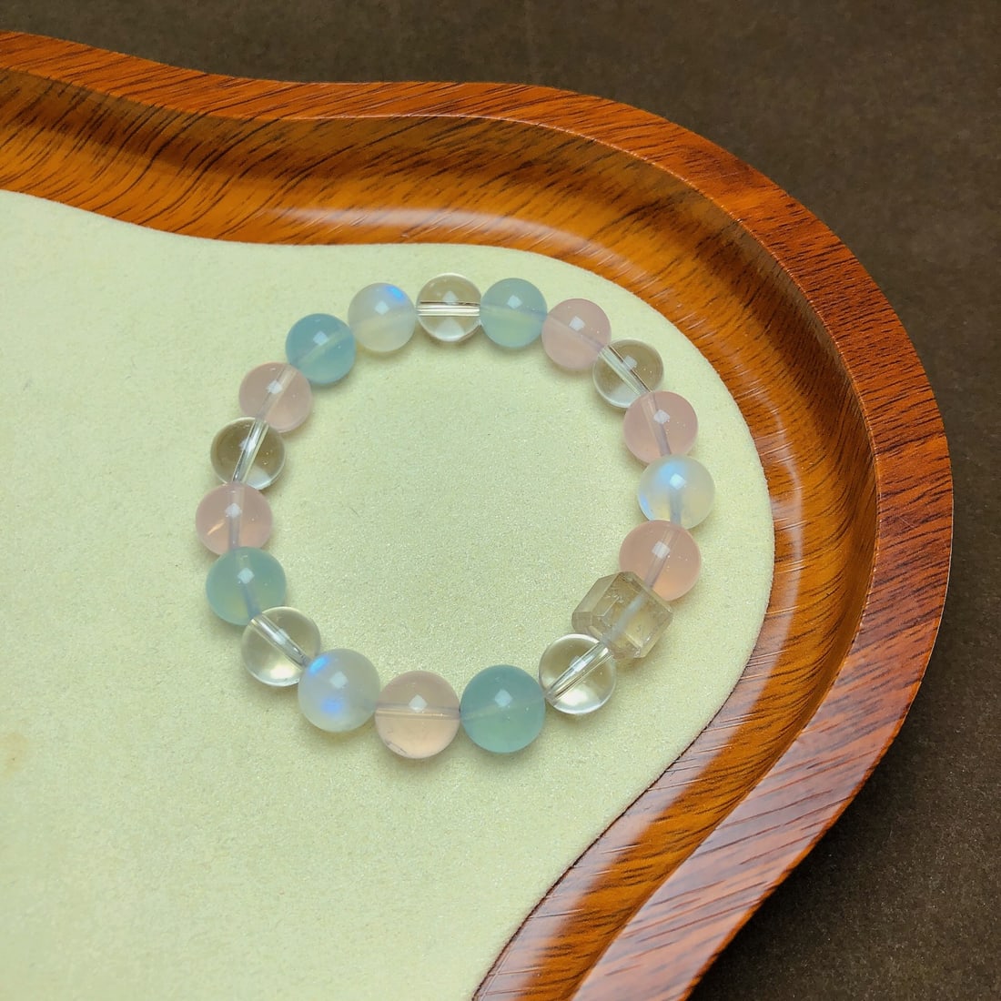 An Exquisite Crystal Aquamarine Bracelets - 8