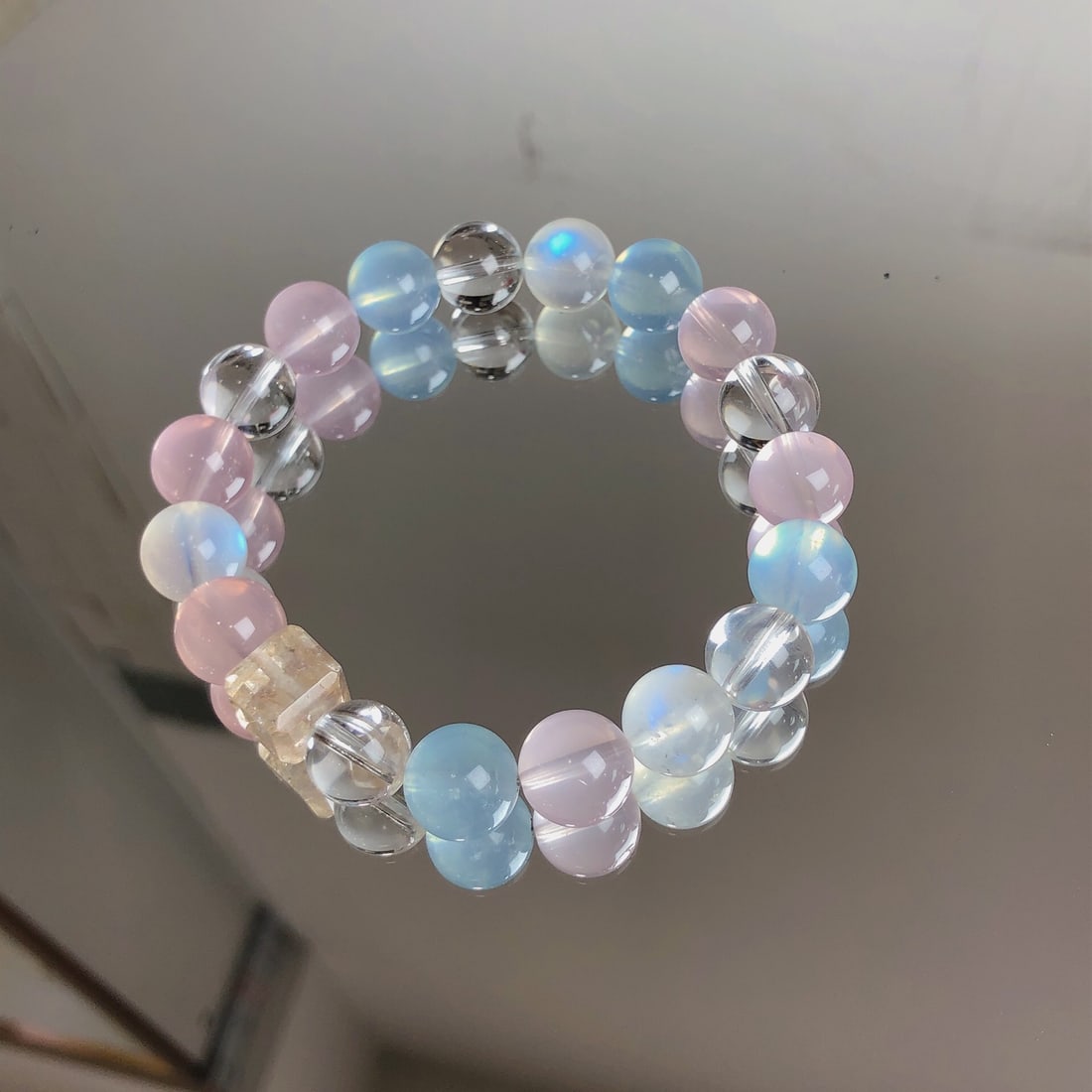 An Exquisite Crystal Aquamarine Bracelets - 9