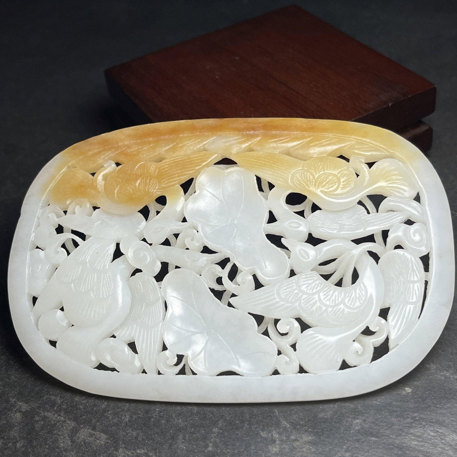 An Exquisite White Jade Hollow Crane Pattern Pendant - 3