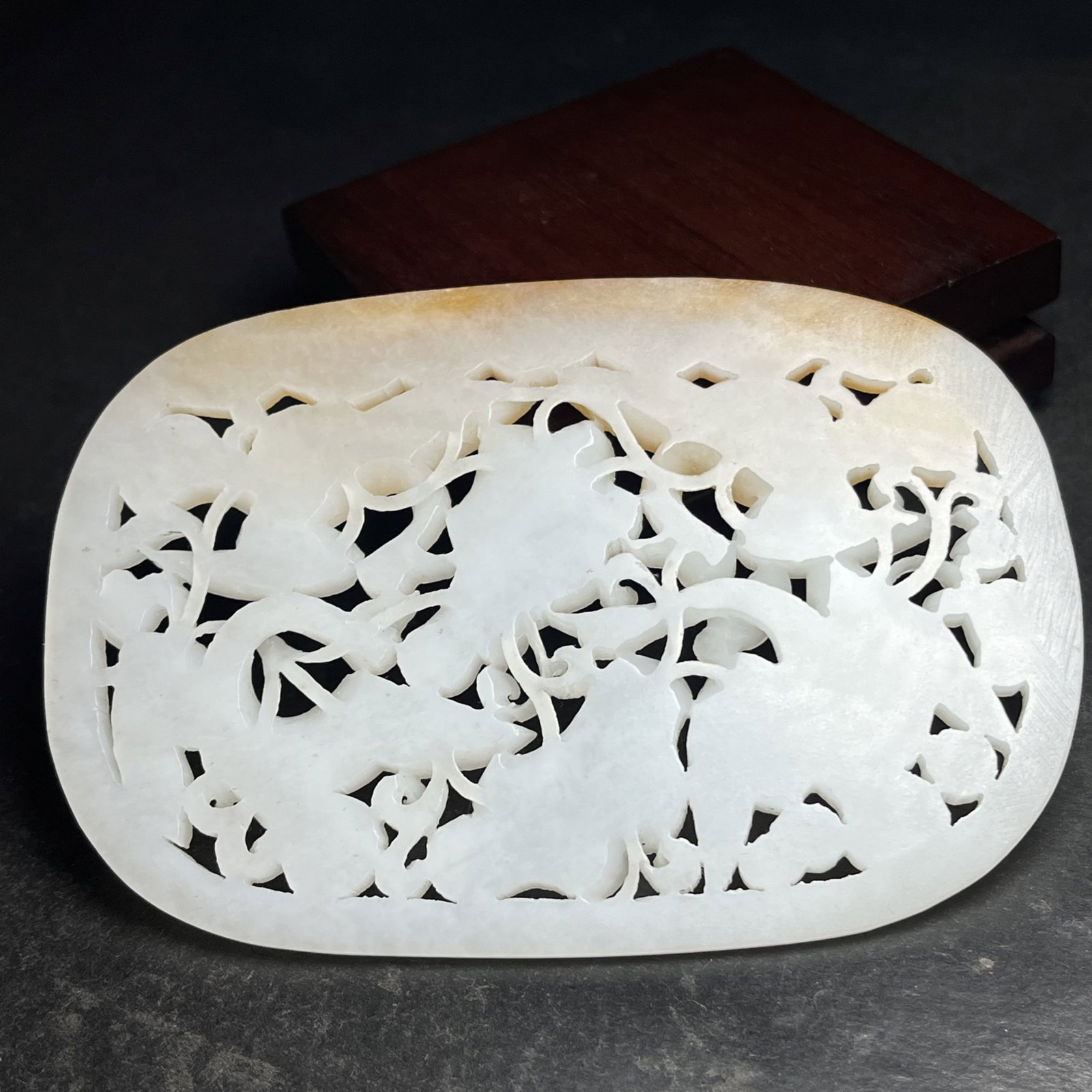 An Exquisite White Jade Hollow Crane Pattern Pendant - 7