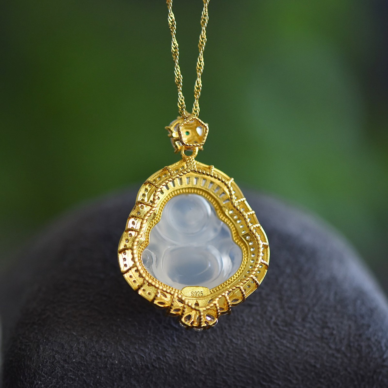 An Exquisite Sterling Silver-Gold Plated Inlaid Agate Pendant,Inlaid Diamond - 5