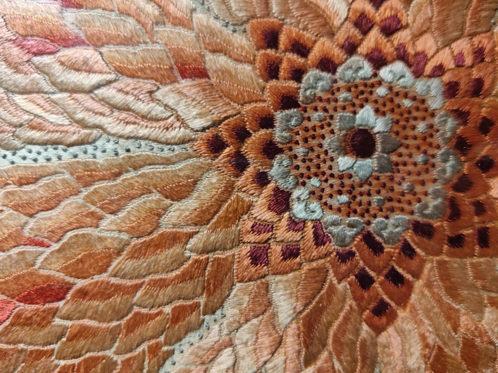 Palace Embroidered 'Swastika' Pattern Baoxiang Flower - 5