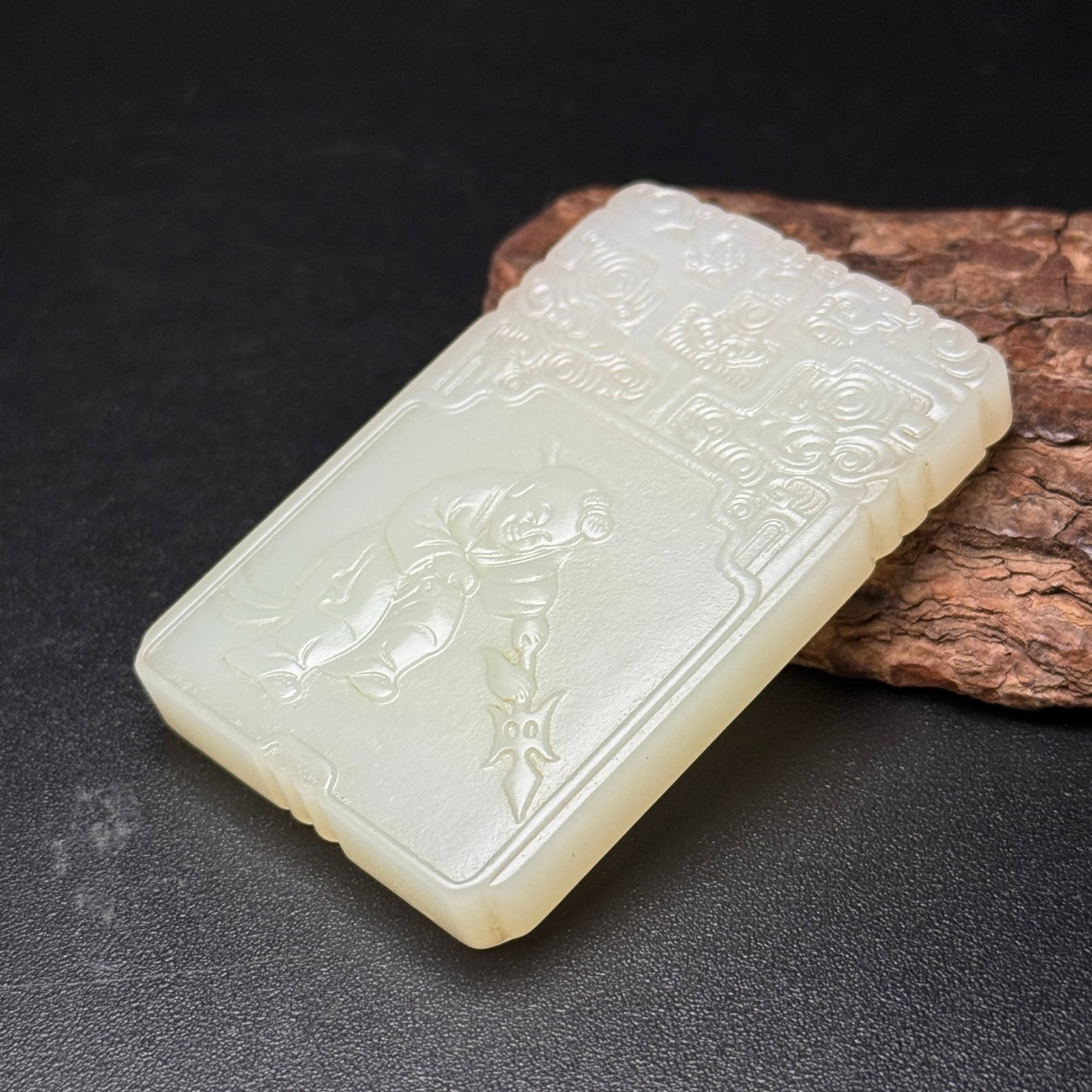 An Exquisite White Jade Figure Pattern Pendant - 5