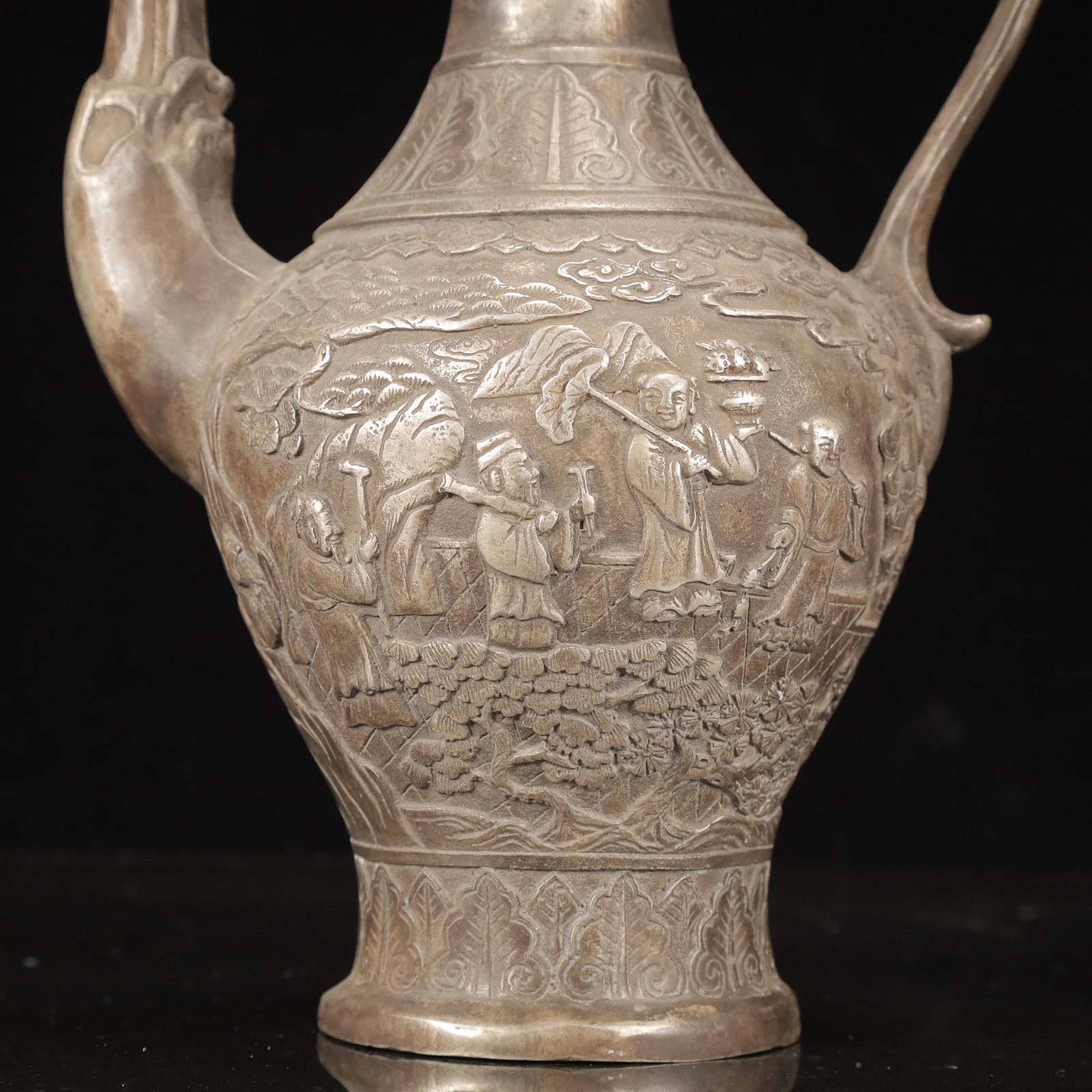 A Rare Silver-Plated Bronze Figure Pattern Ewer - 3