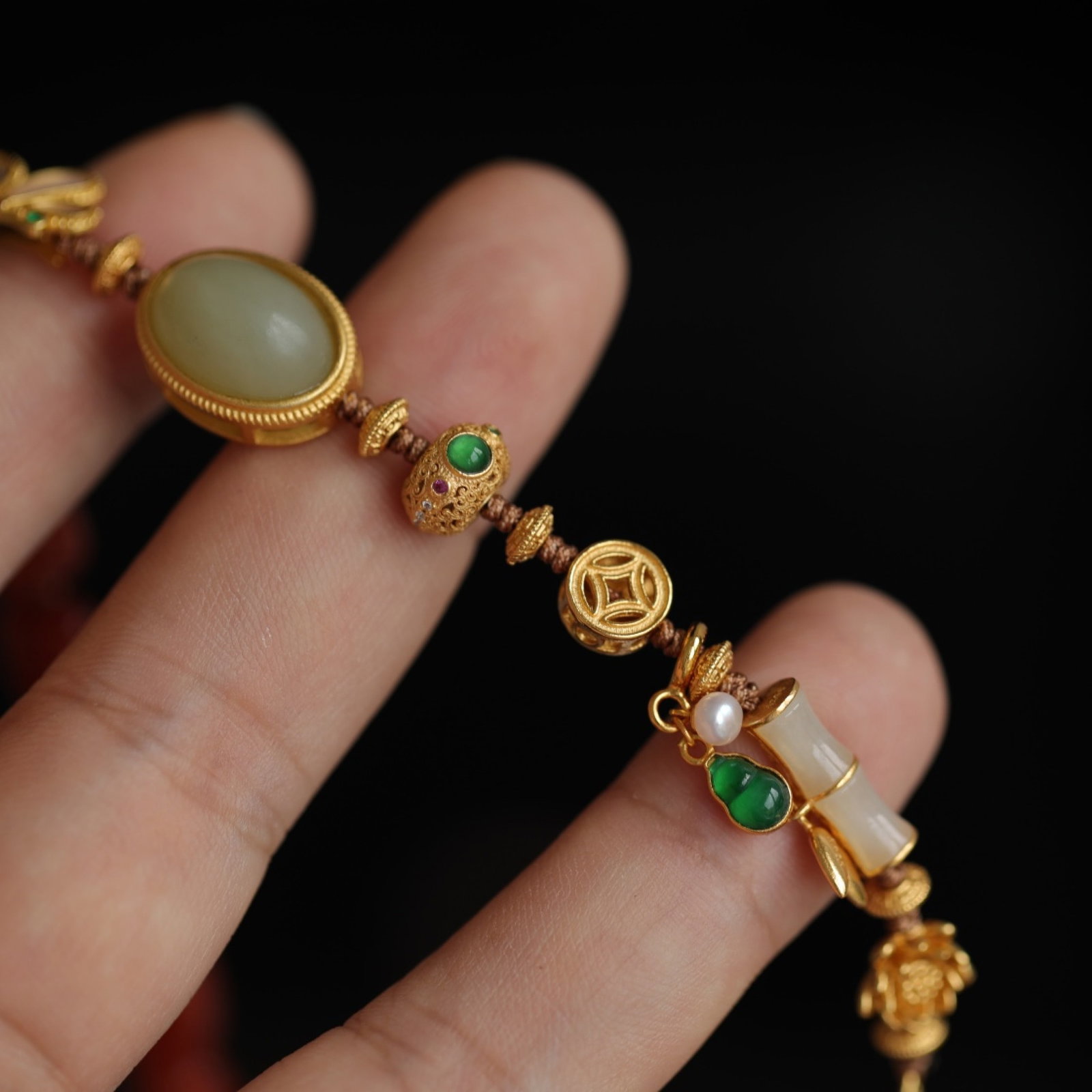 An Exquisite Agate Bracelets,Inlaid White Jade - 5