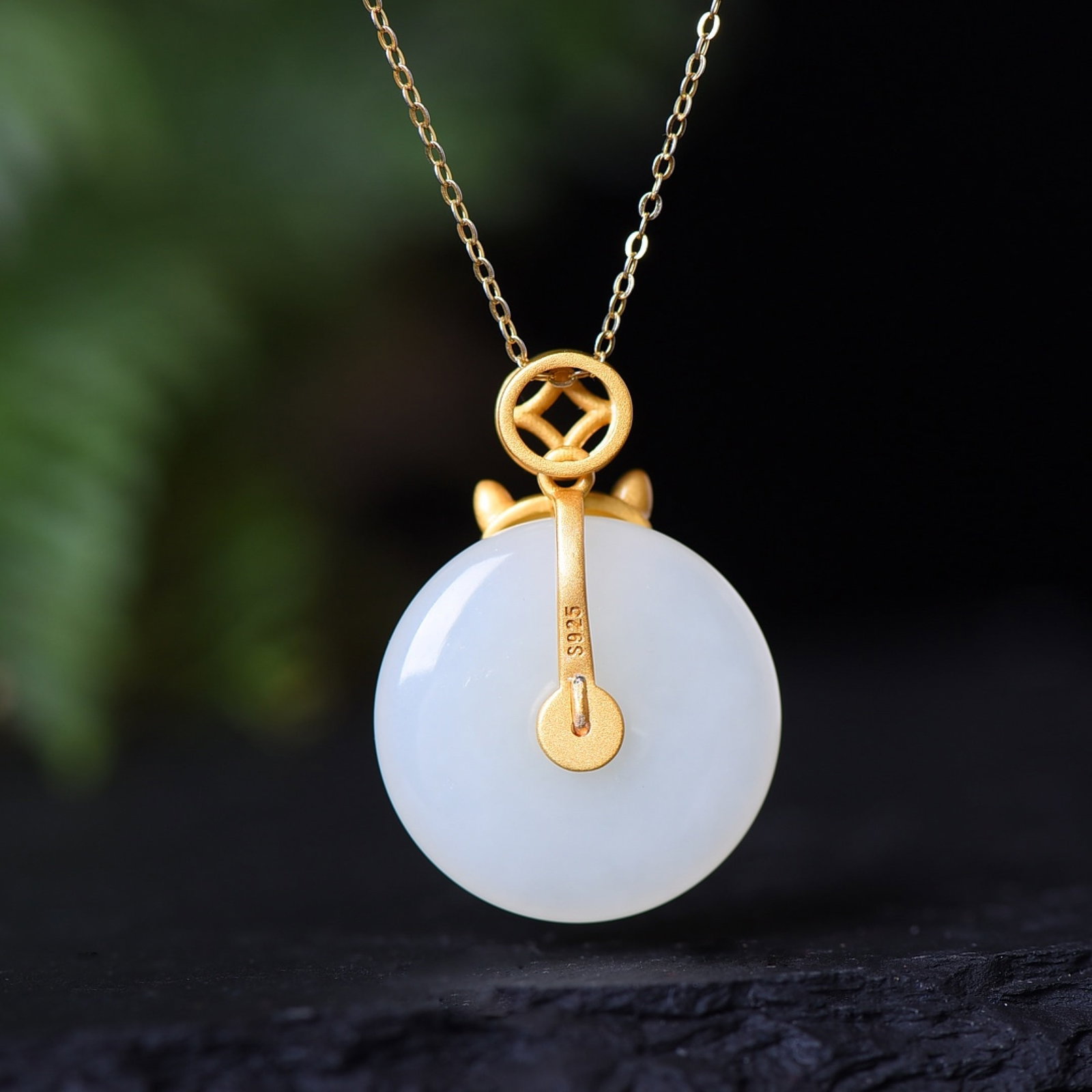 An Exquisite Sterling Silver-Gold Plated Inlaid White Jade Pendant - 5