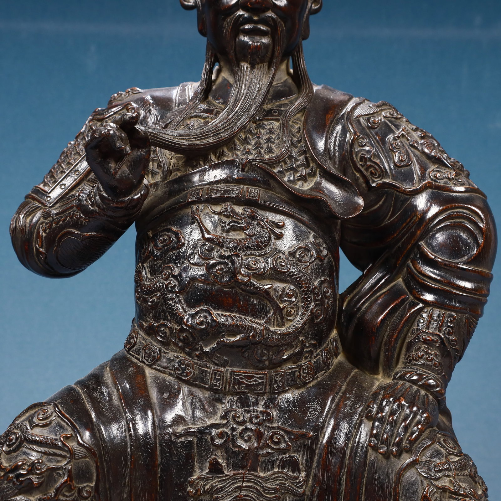 A Huge Eaglewood Auspicious Cloud and Dragon Pattern Statue of Seto Guangong - 3