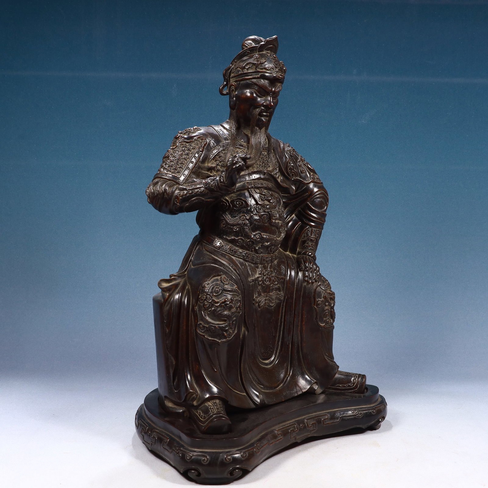 A Huge Eaglewood Auspicious Cloud and Dragon Pattern Statue of Seto Guangong - 8