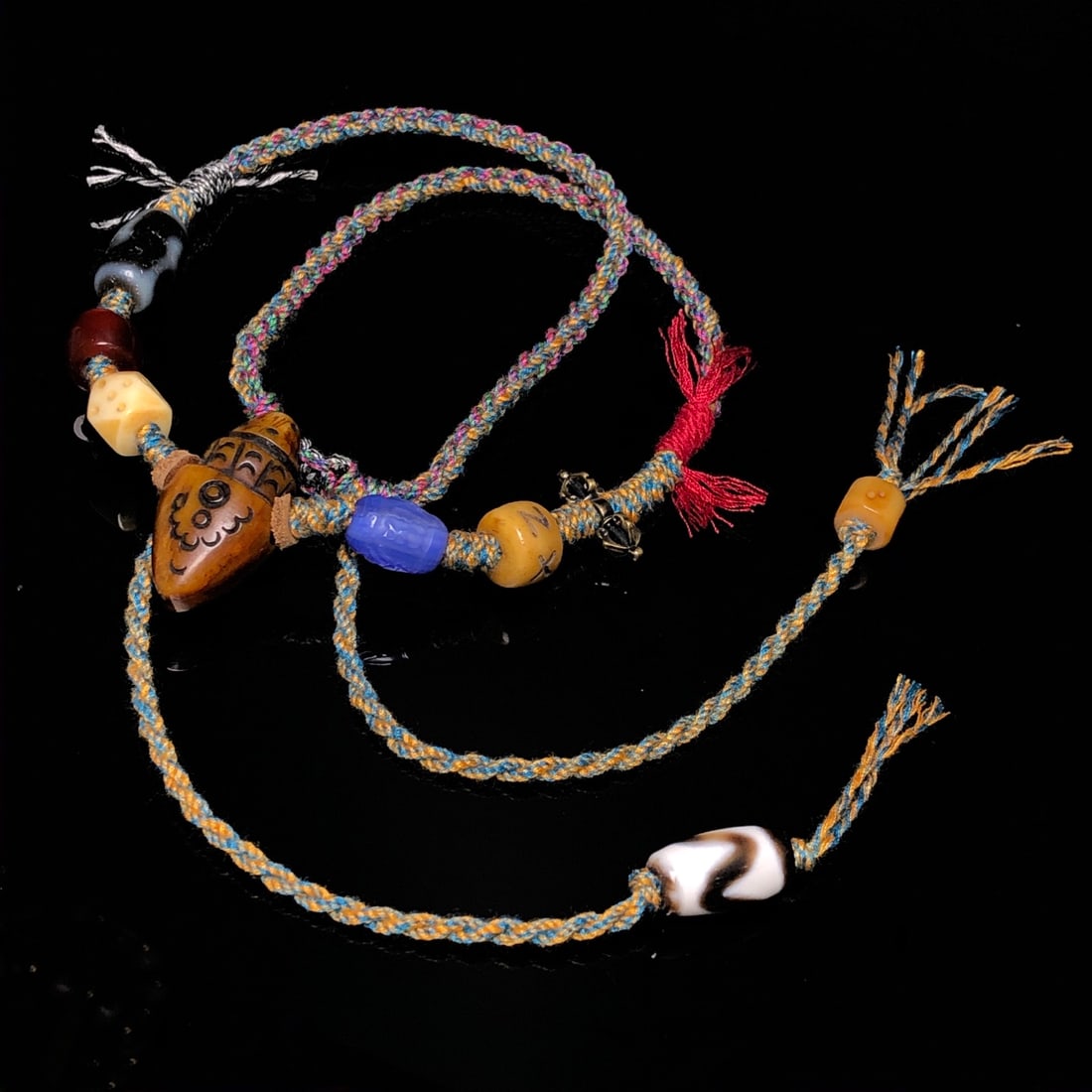An Exquisite Dzi Bead Pendant - 2